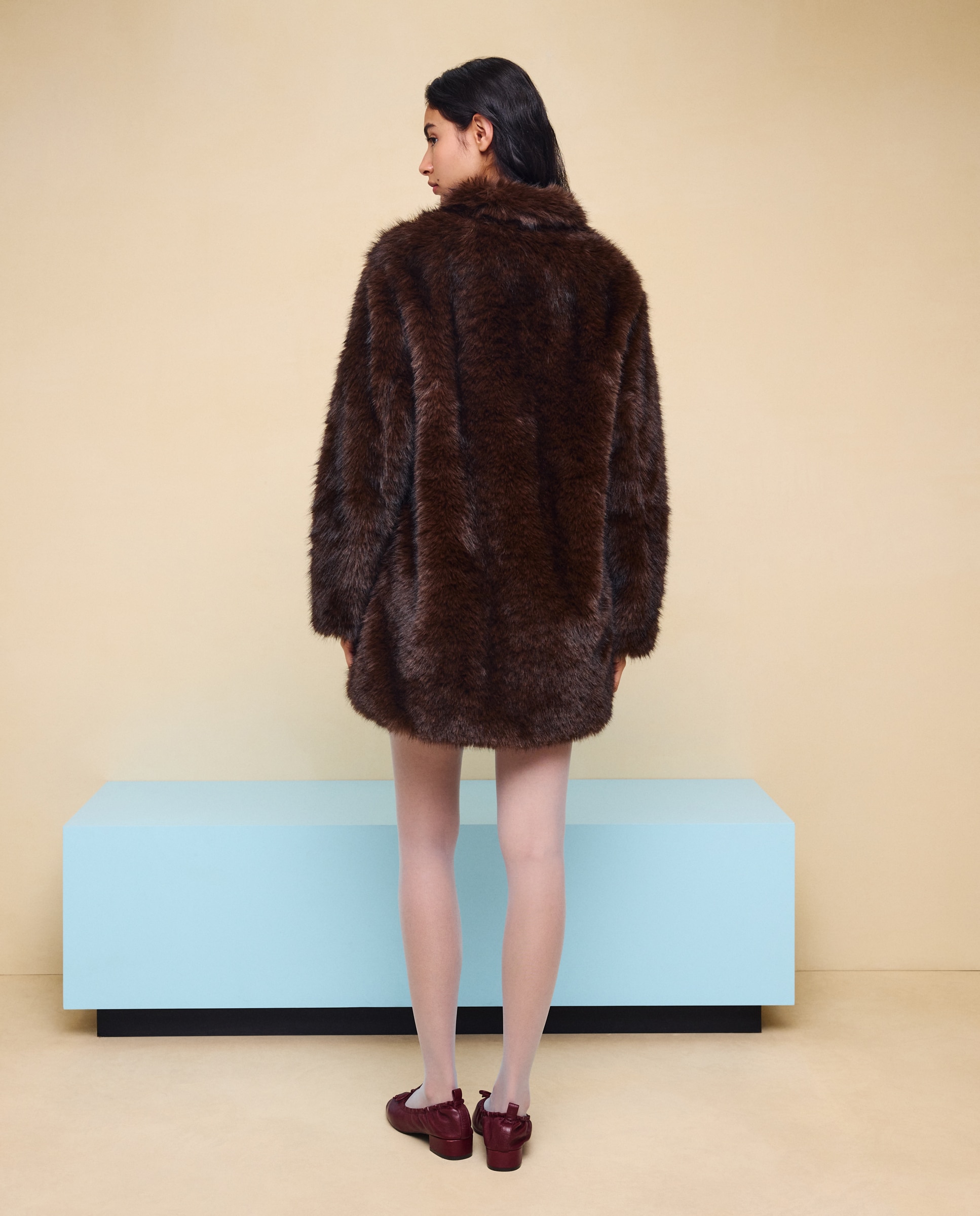 Imagen 3 de Abrigo de mujer efecto pelo - Easy Wear - Chocolate Chocolate