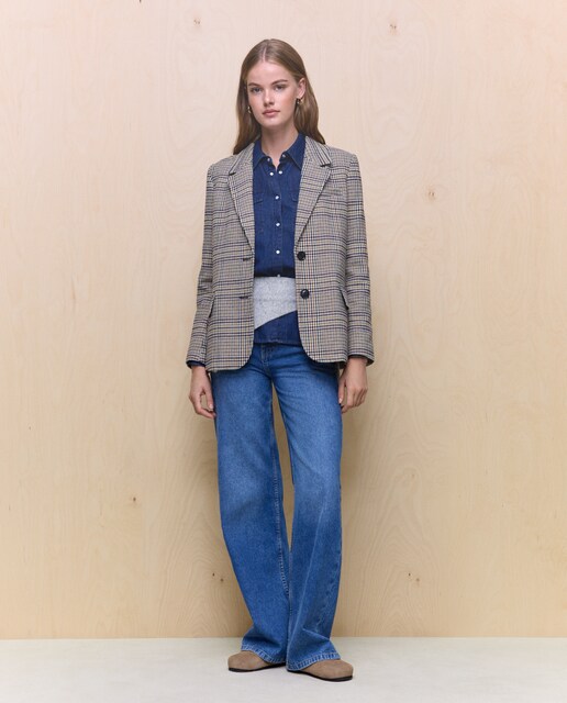 Imagen 0 de Blazer de mujer tejida