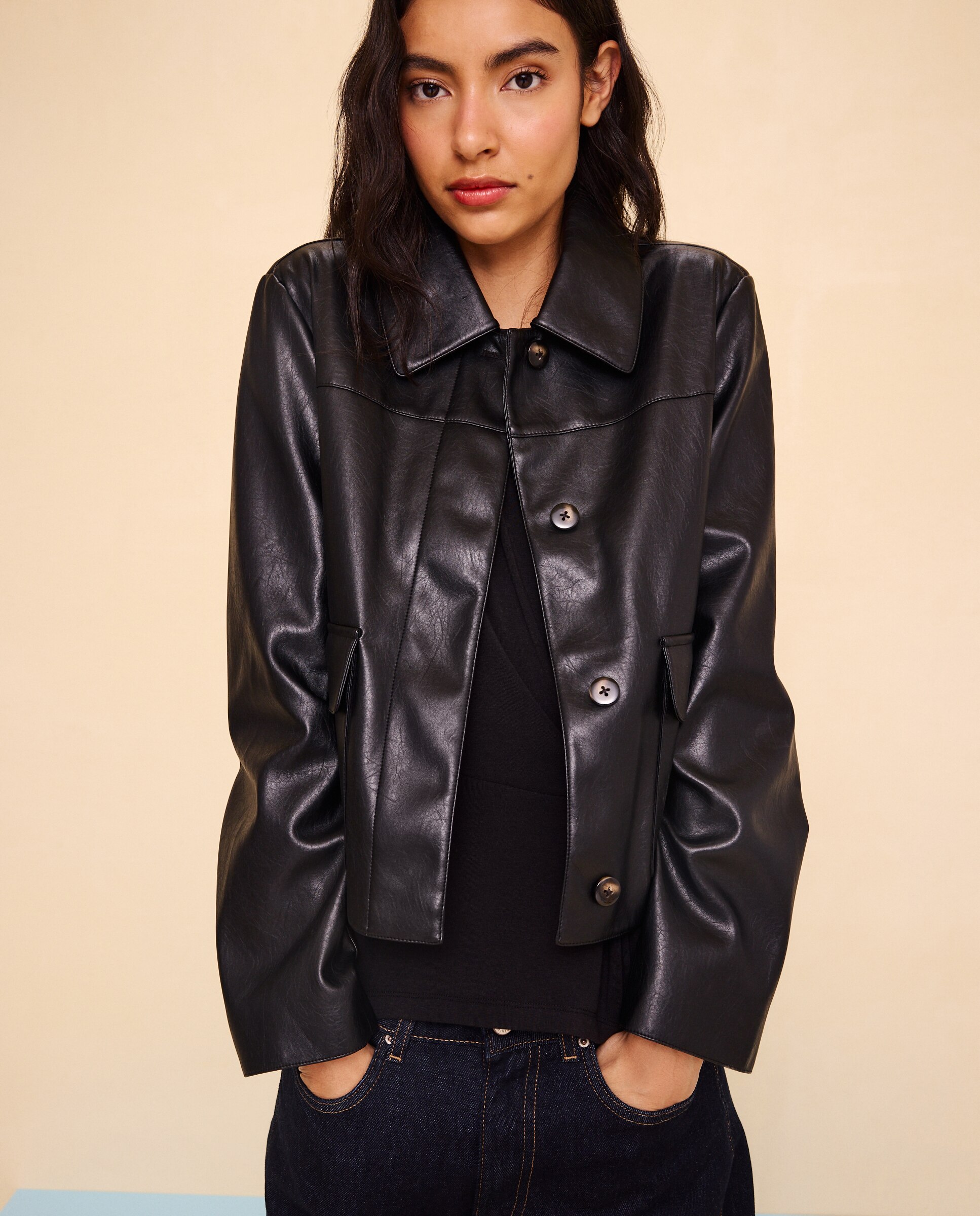 Chaqueta corta de mujer efecto piel - Easy Wear - Negro Negro-1