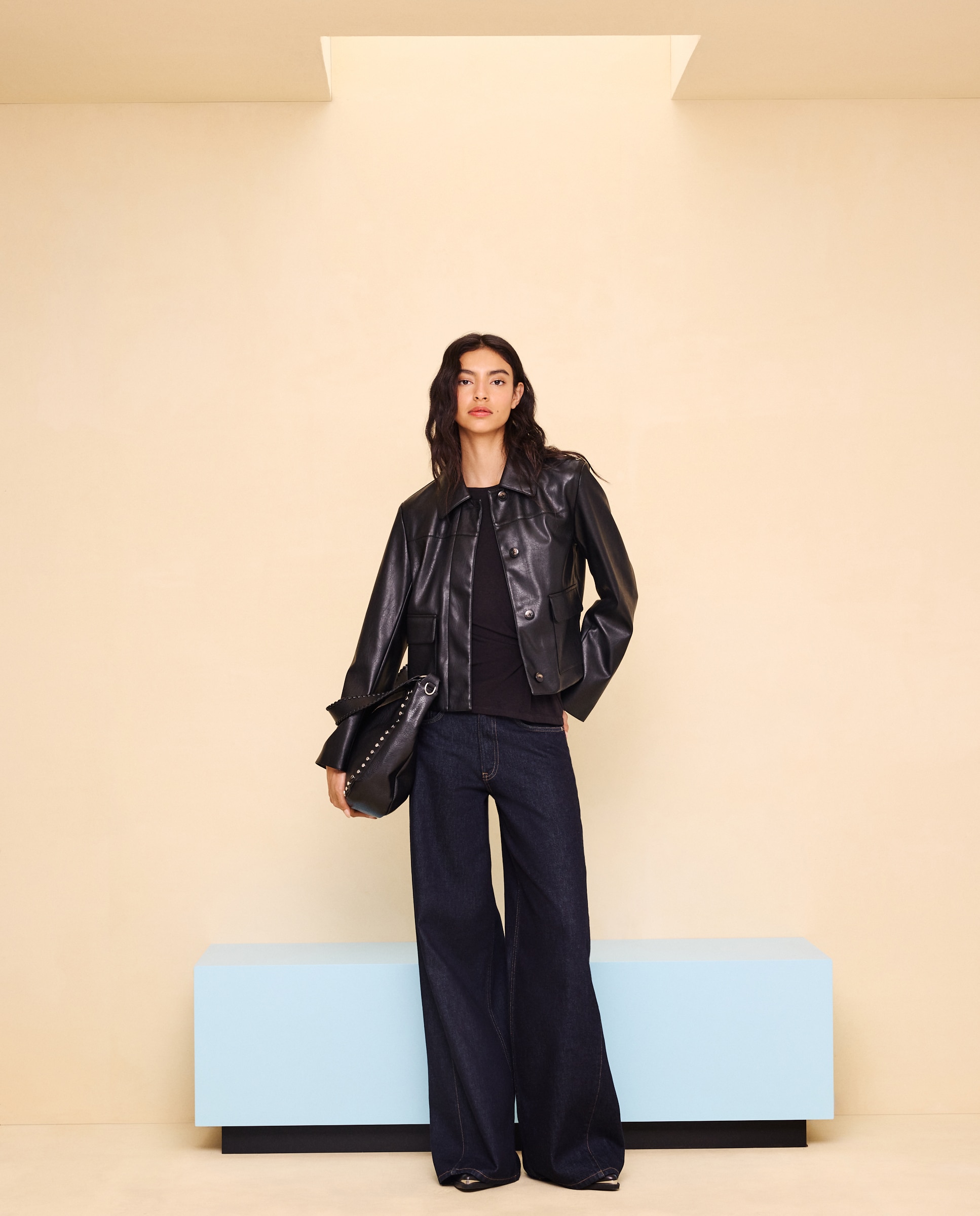 Chaqueta corta de mujer efecto piel - Easy Wear - Negro Negro-2