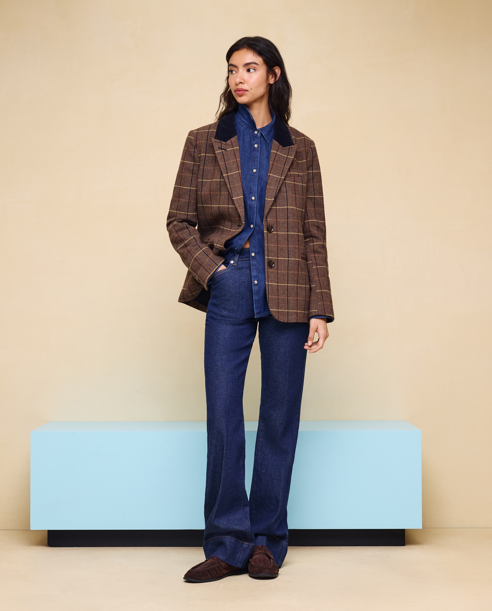 Imagen 0 de Blazer de mujer recta cuadros Camel
