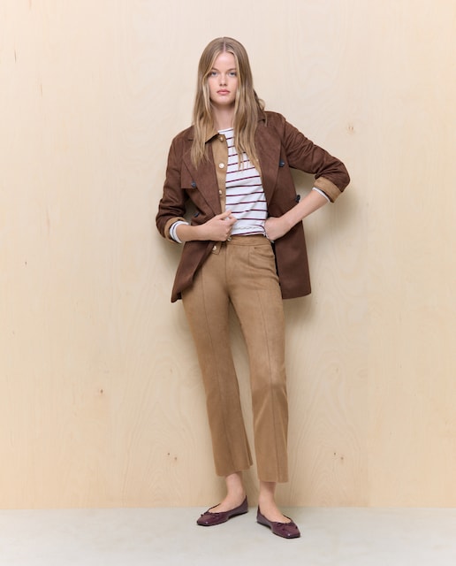 Imagem 0 de Calças Crop Flare com Efeito de Camurça