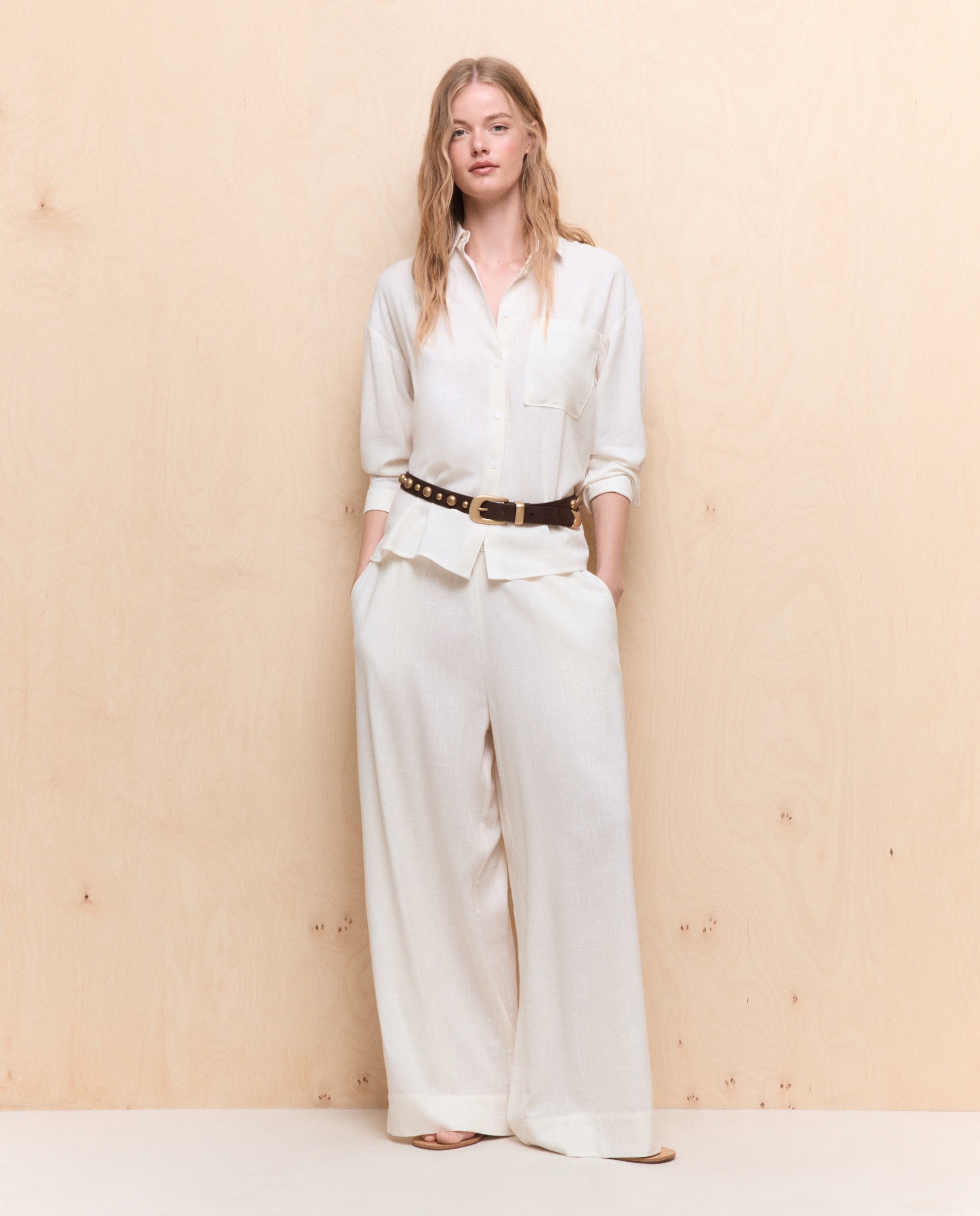 Imagen 0 de Pantalón de mujer recto ancho Beige
