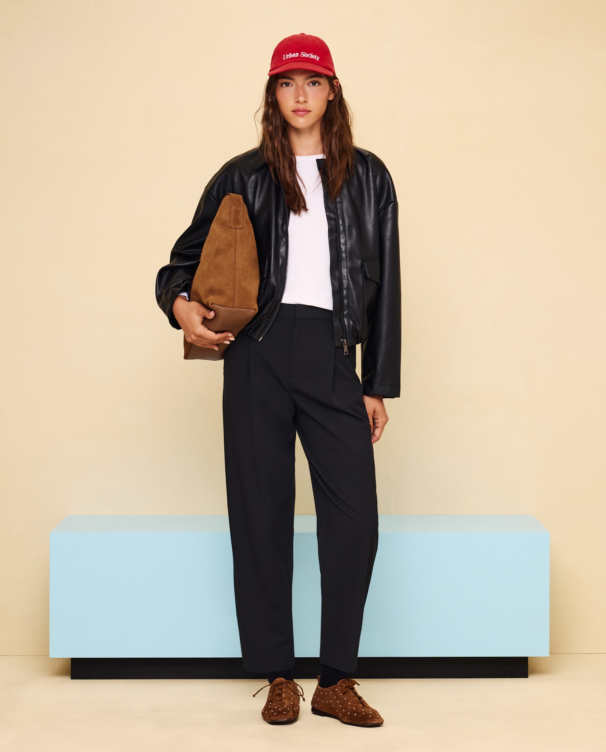 Pantalón de mujer pinzas cinturón - Easy Wear - Negro Negro-1