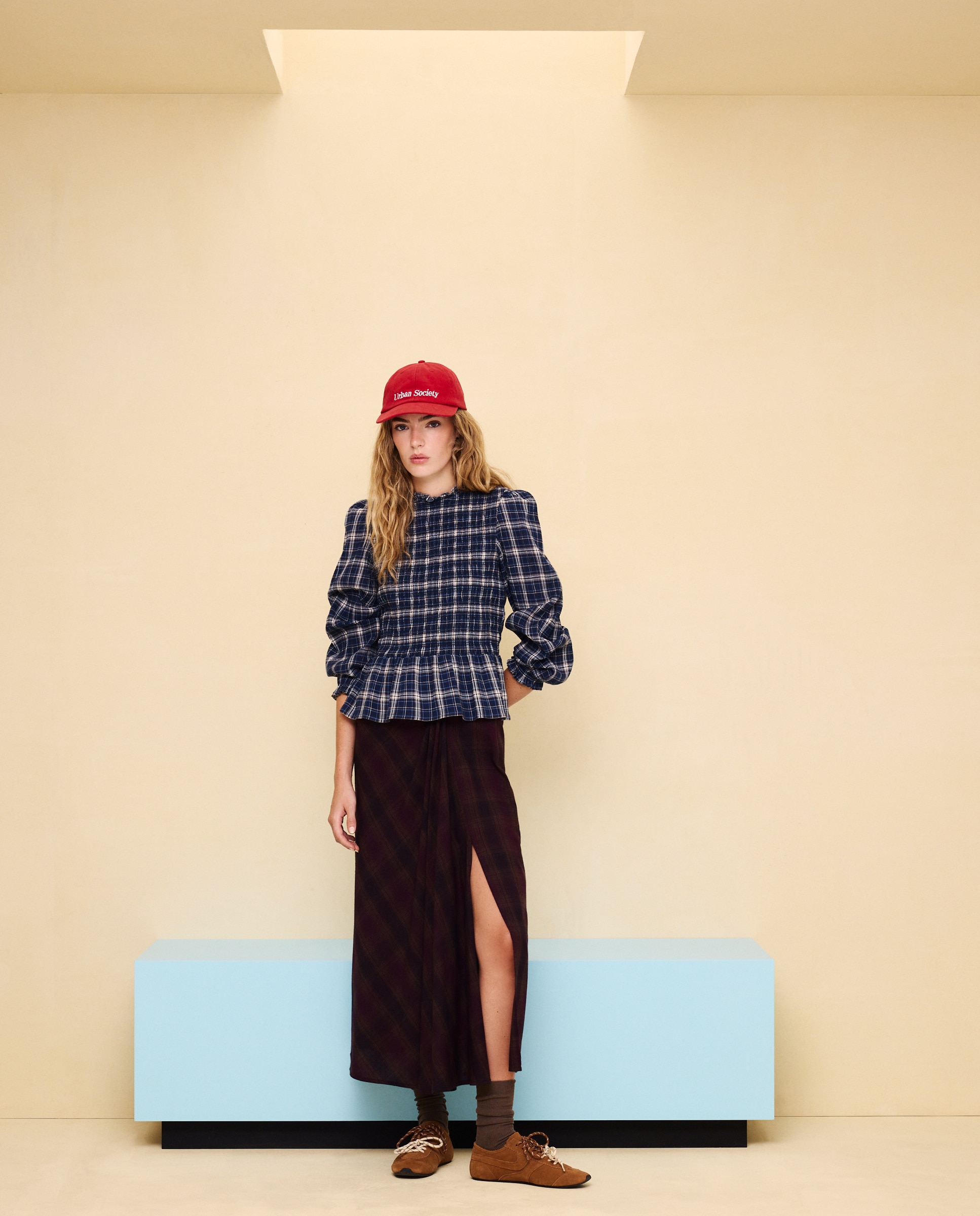 Imagem 0 de Saia Midi aos Quadrados Drapeada