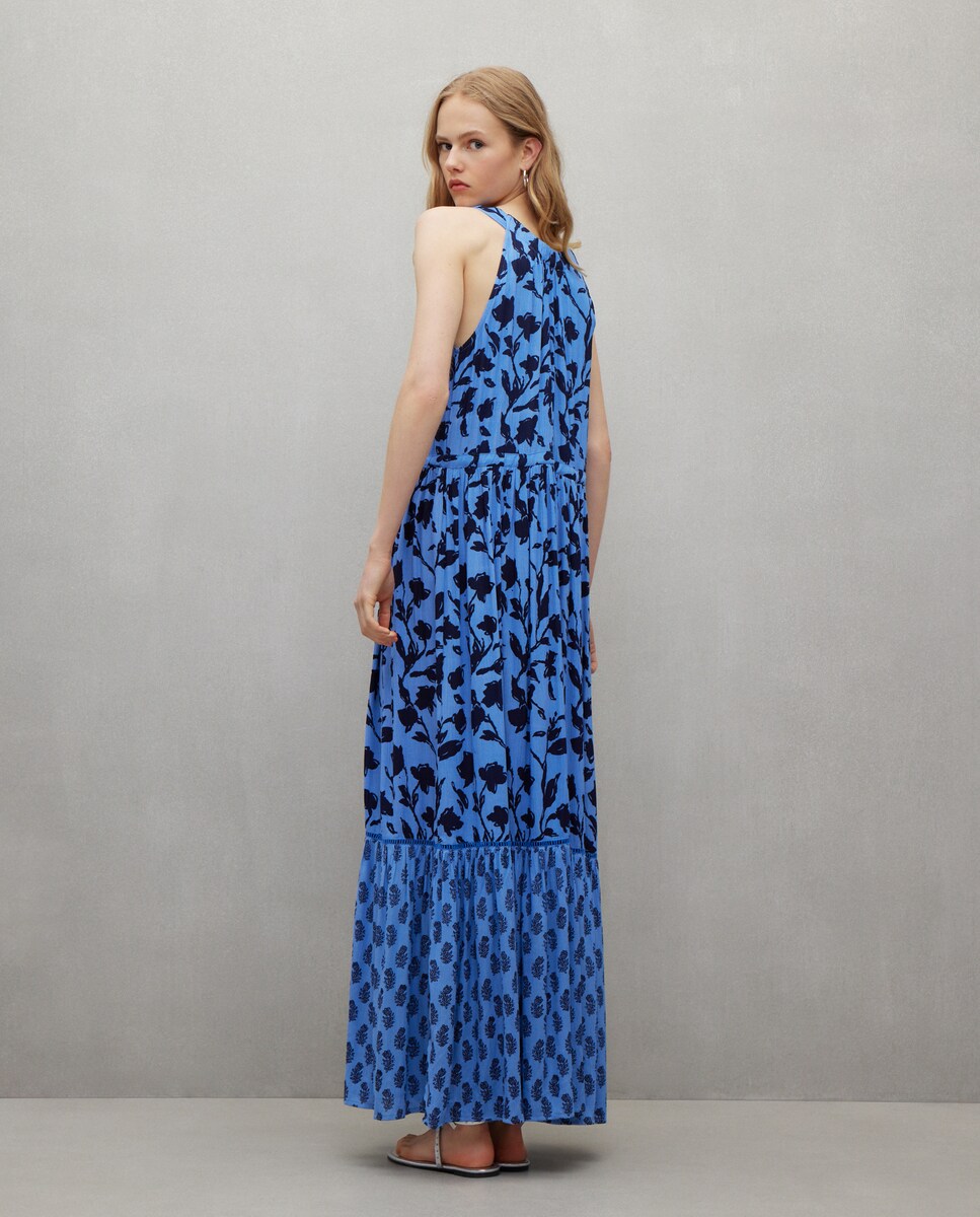 Vestido Comprido sem Mangas com Bordado Estampado Floral Azulão-3