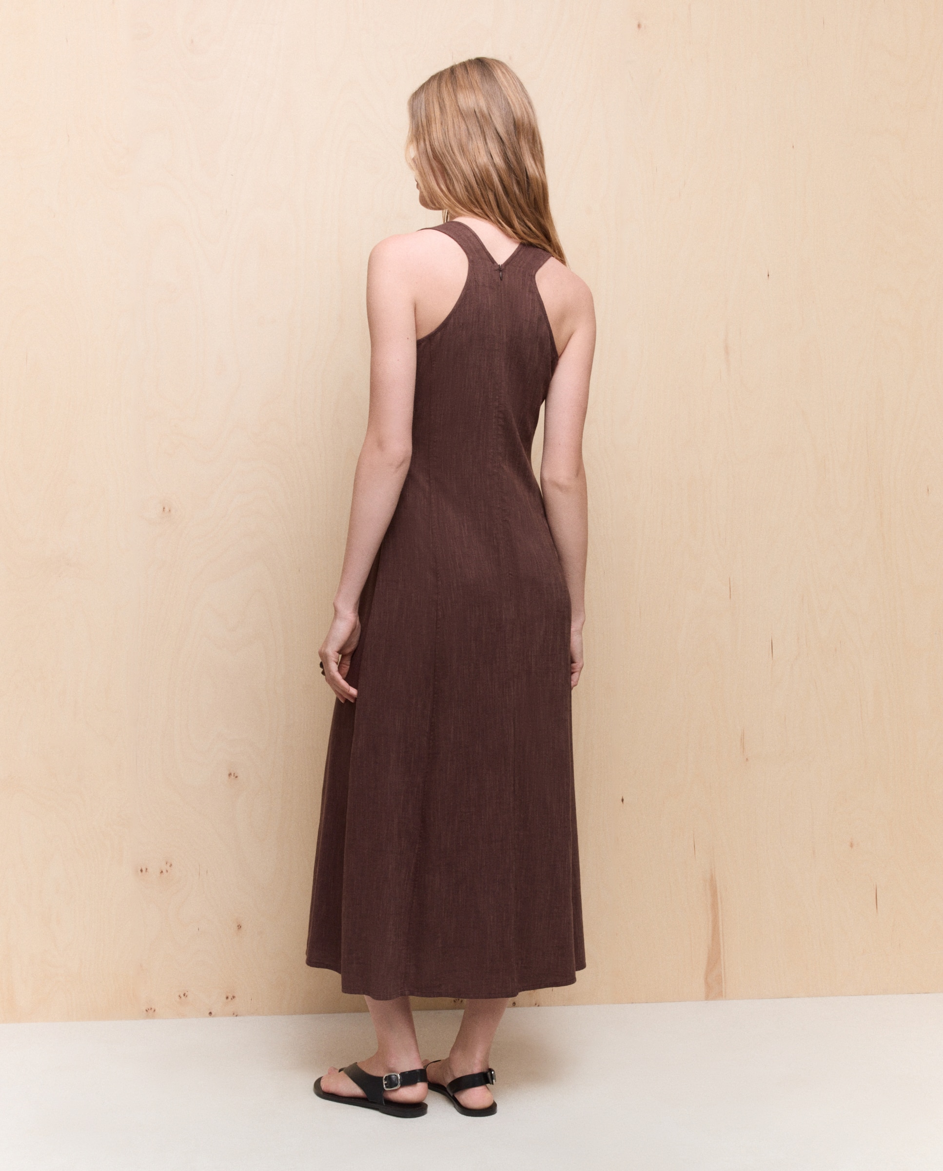 Vestido largo con escote de pico - Easy Wear - Chocolate Chocolate-4
