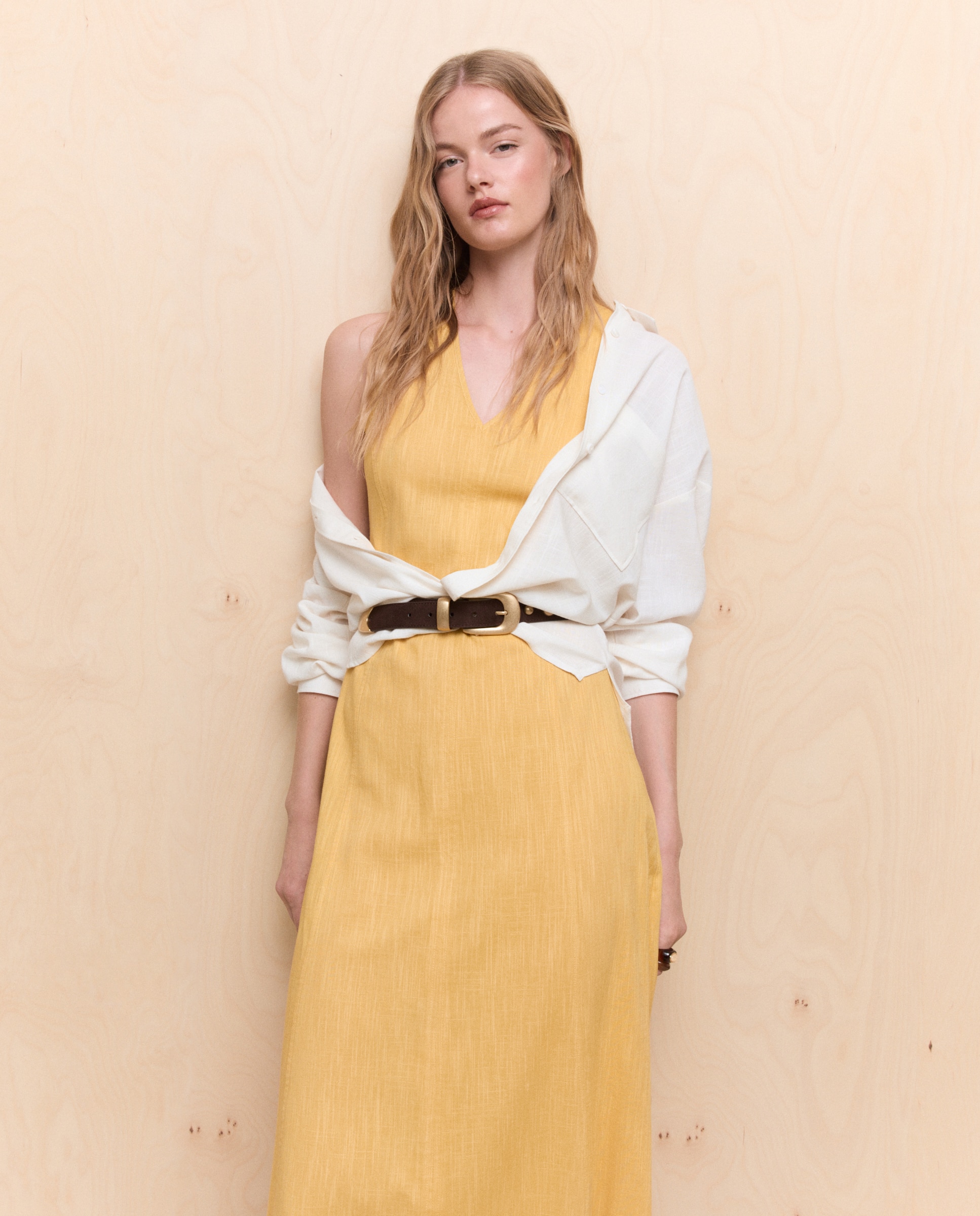 Vestido Comprido com Decote em Bico Amarelo palha-4