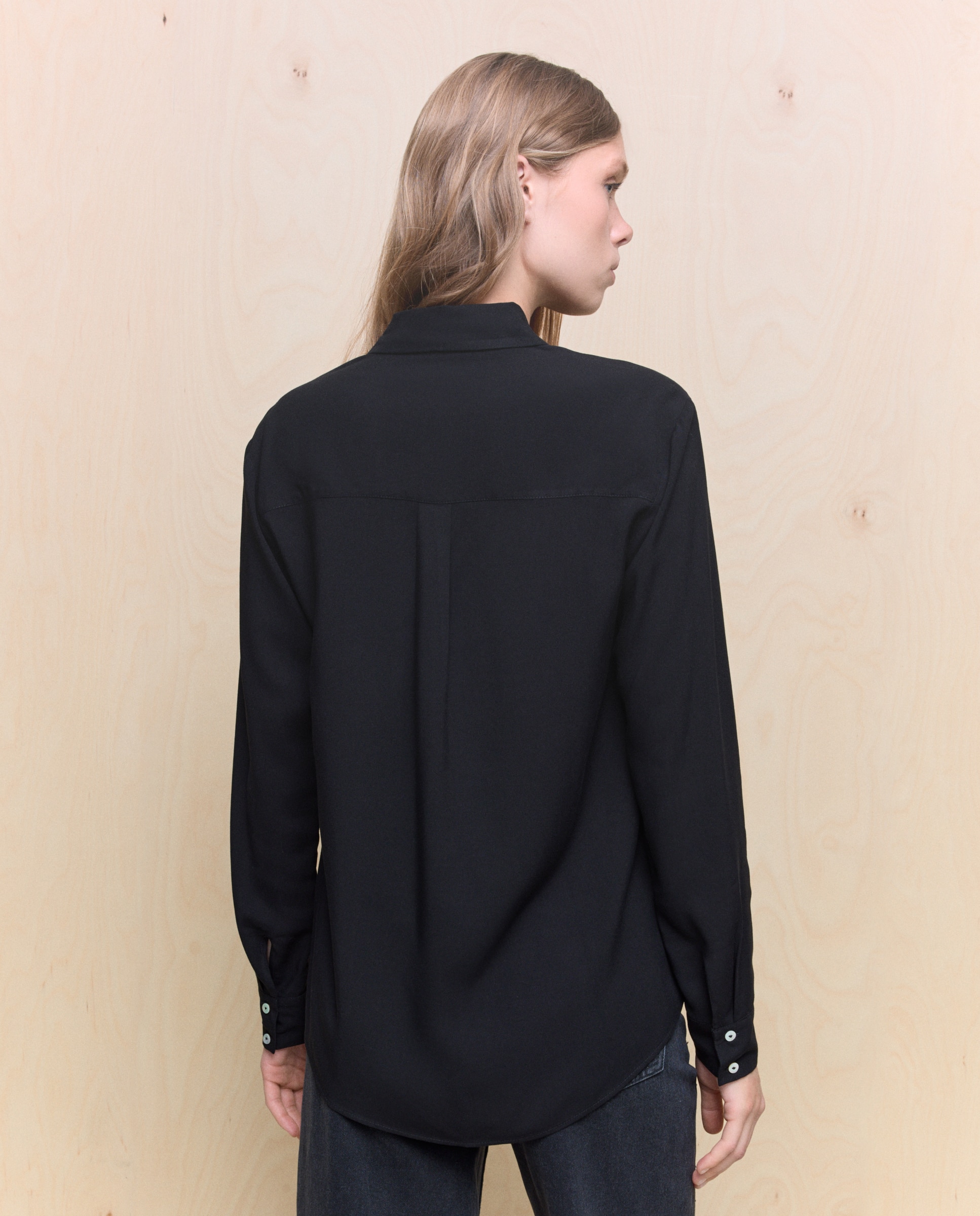 Camisa de Viscose com Manga Comprida Preto-3