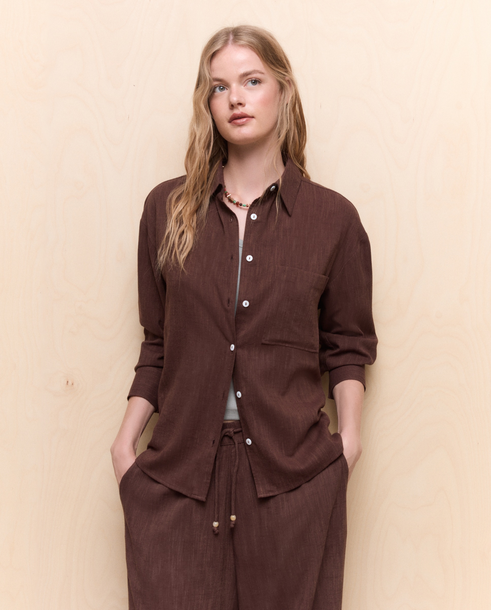 Camisa de mujer de manga larga fluida - Easy Wear - Chocolate Chocolate-2