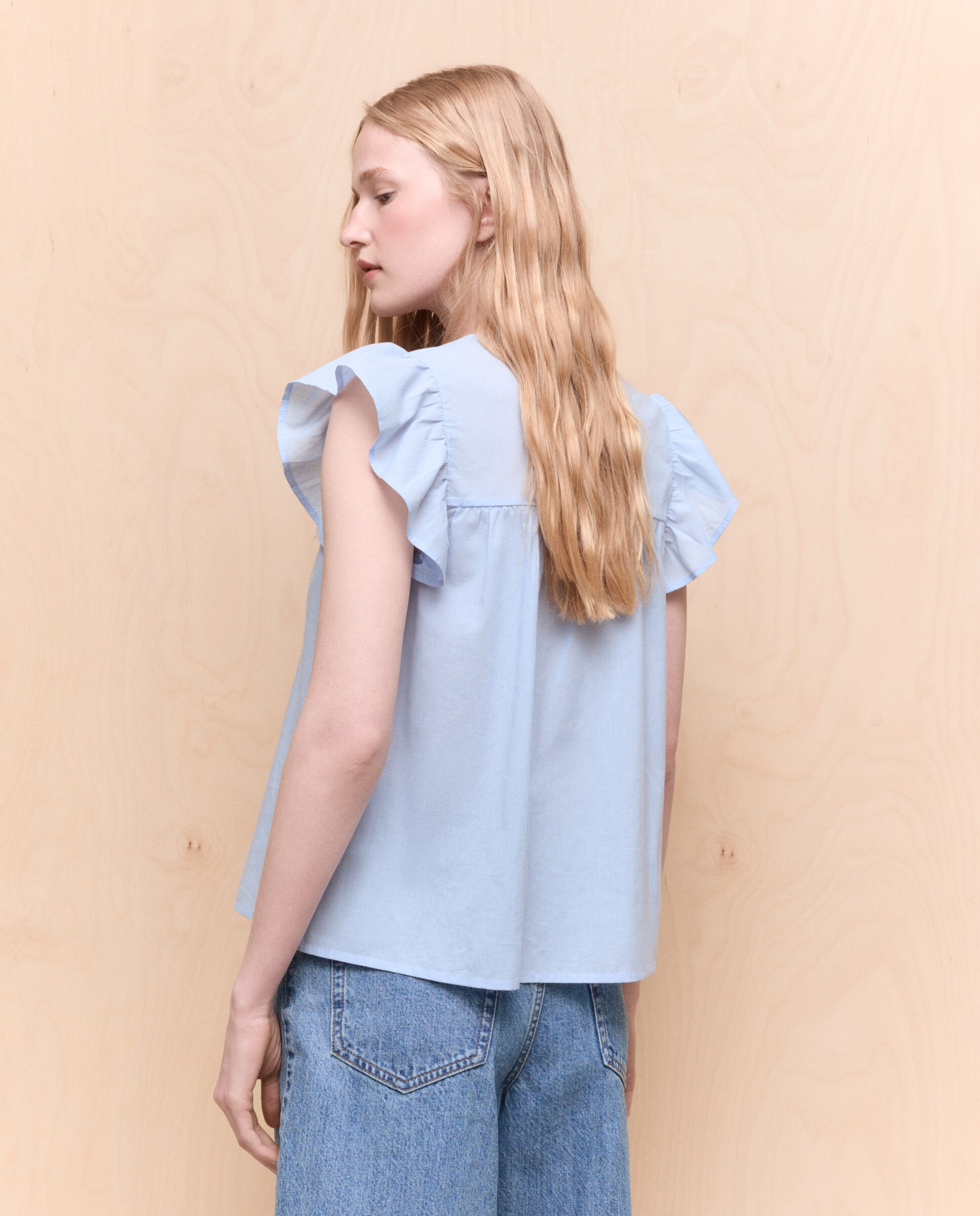 Blusa de Popelina Bordada 410 Azul Claro-3