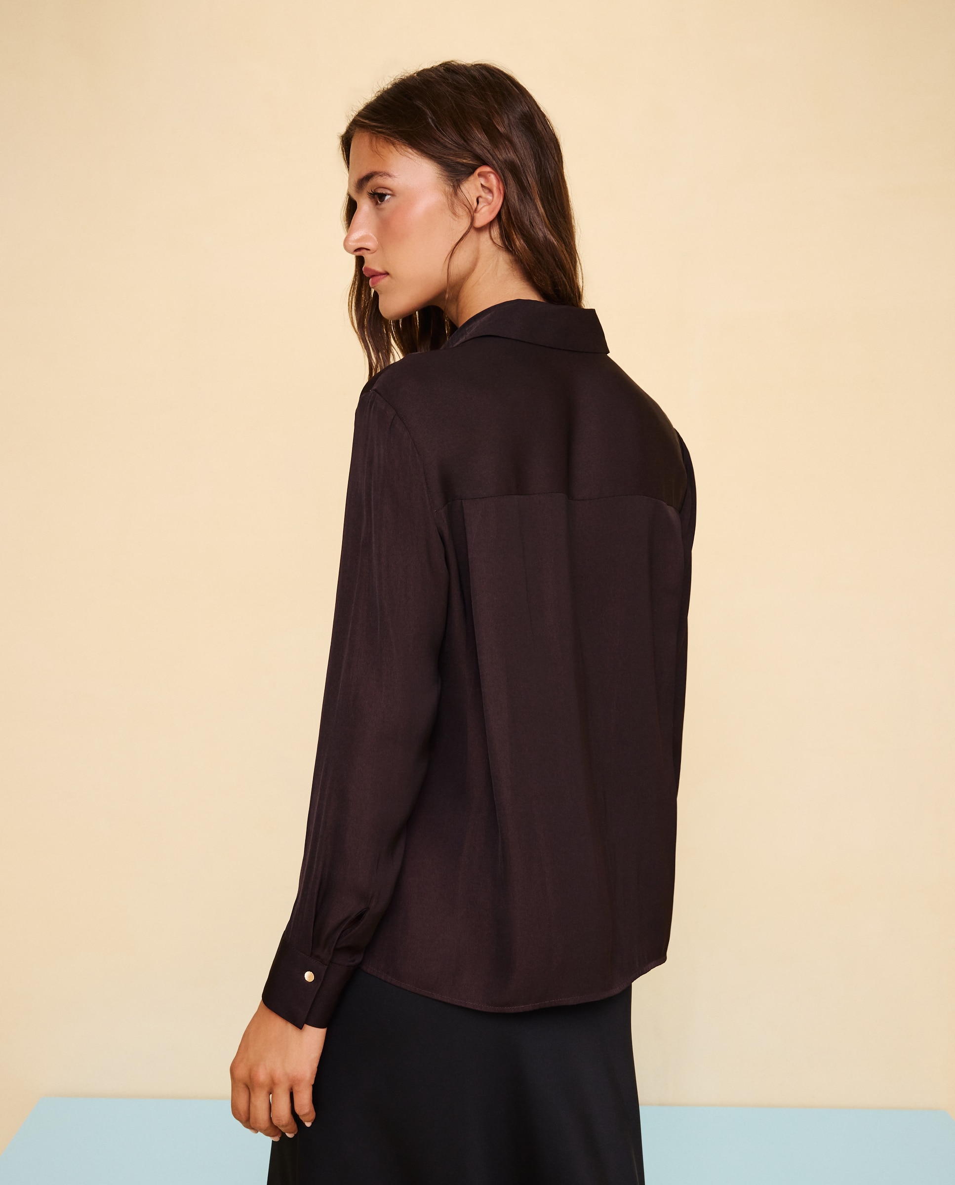 Camisa acetinada de mulher Chocolate-3