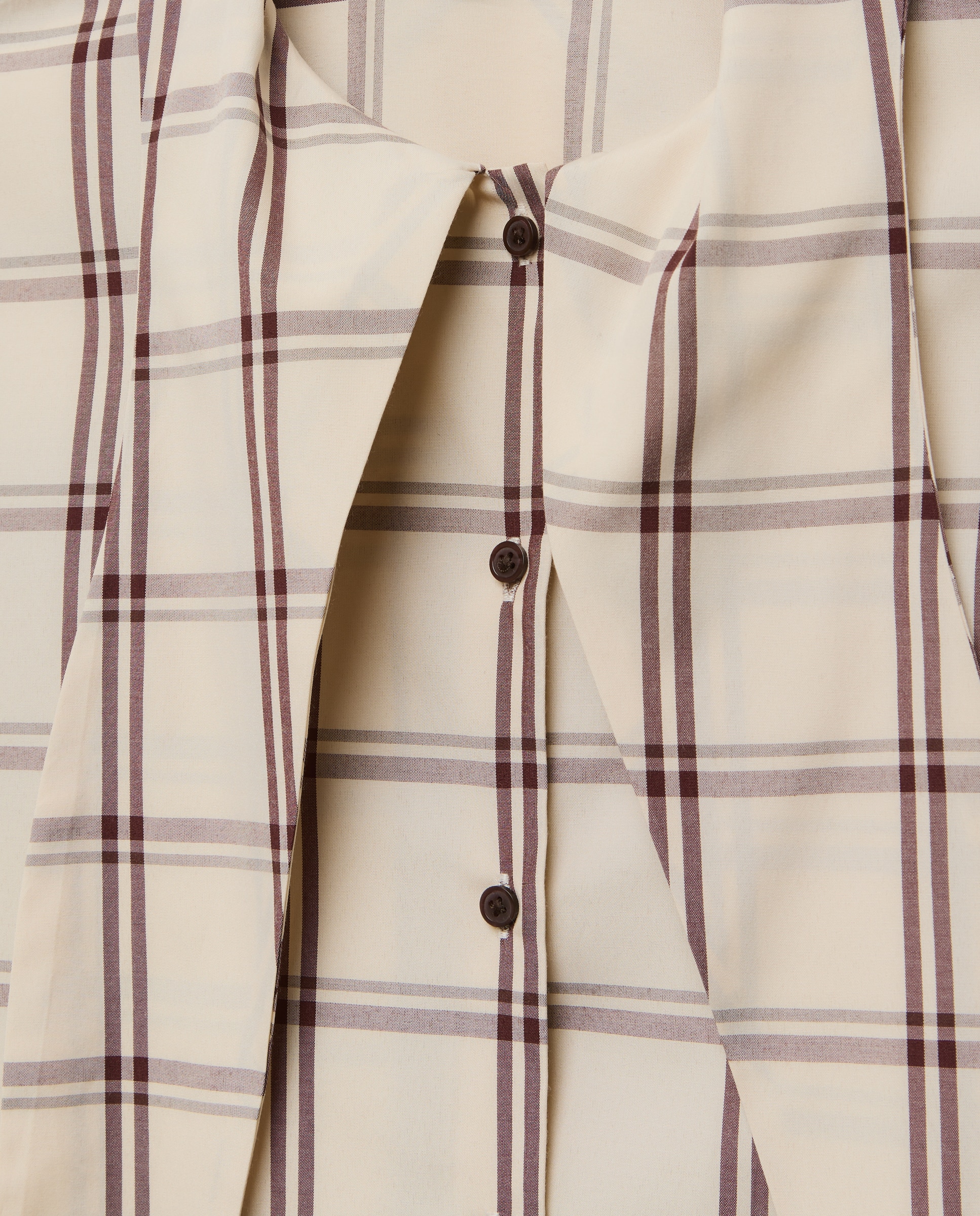 Camisa aos Quadrados com Laço Branco-5