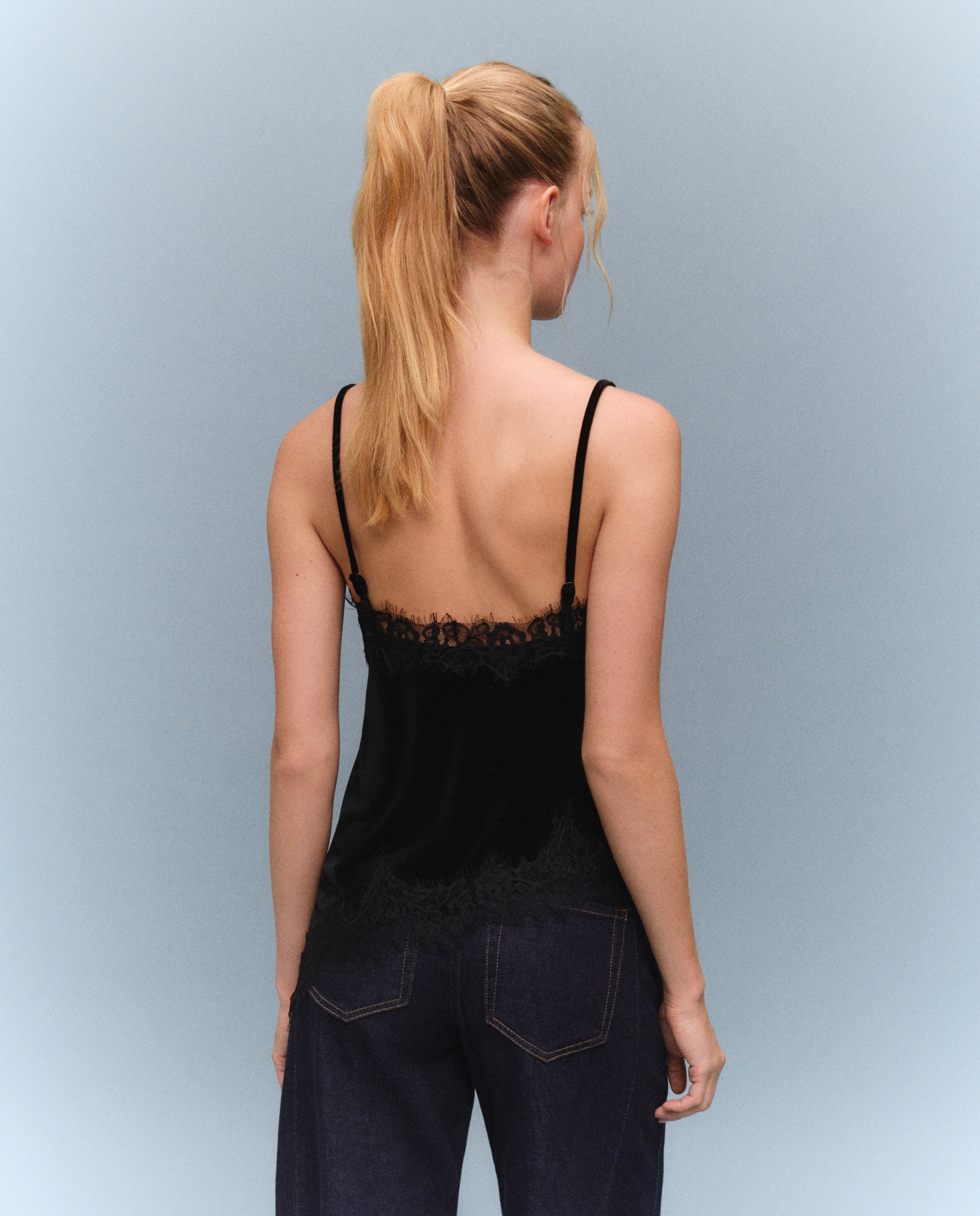 Imagen 3 de Top lencero terciopelo - Easy Wear - Negro Negro