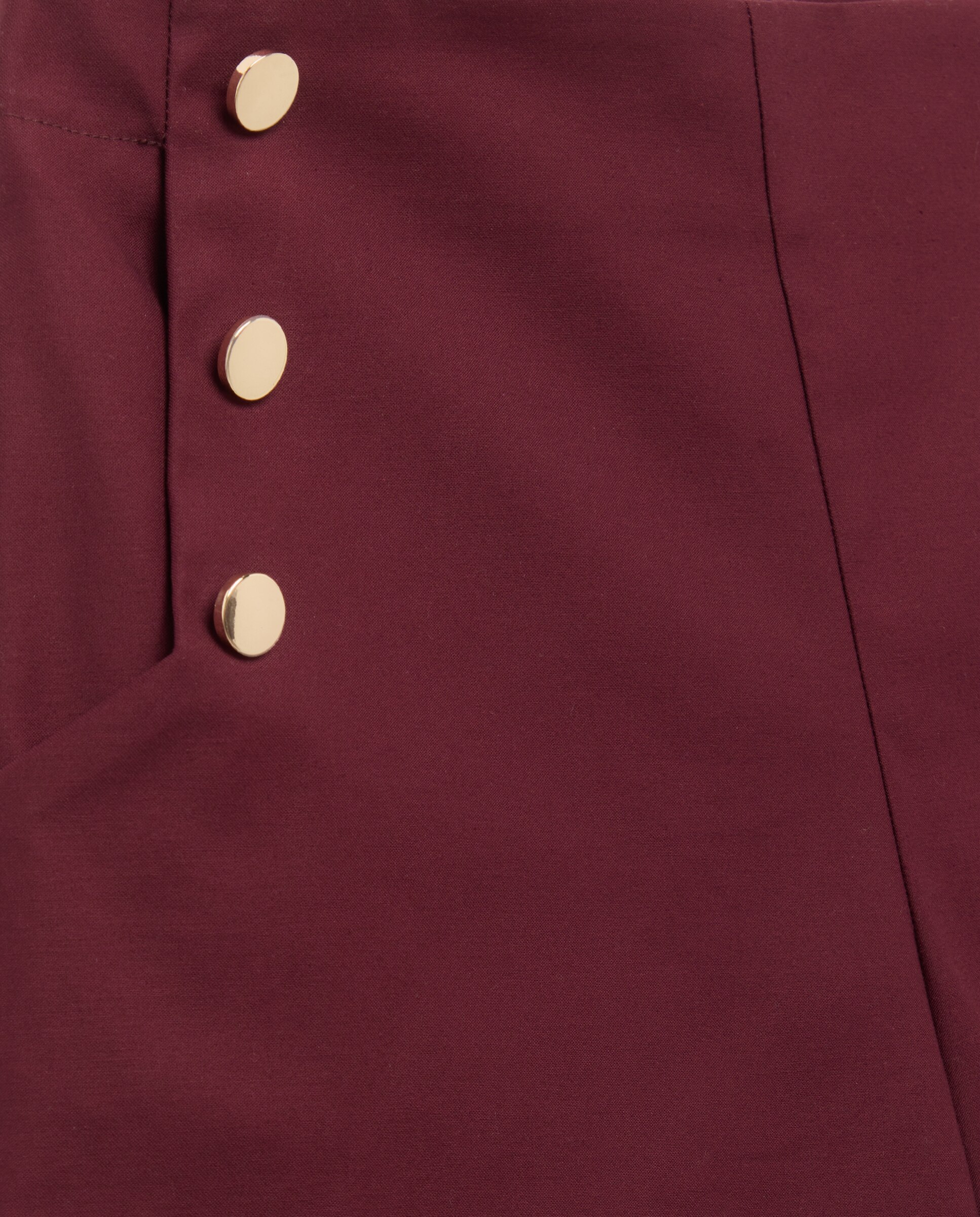 Bermudas com Botões Dourados Bordeaux-5