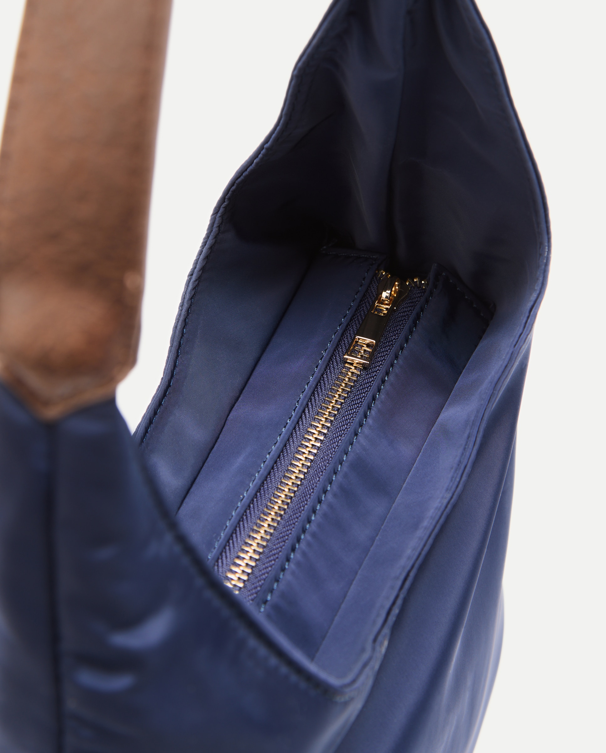 Mala Hobo de Nylon Azul-marinho-3