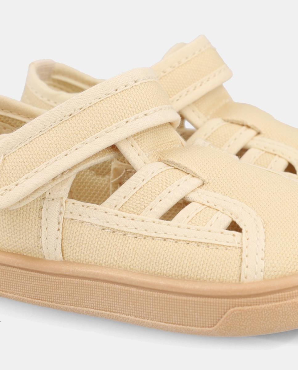 Sapatos de Lona Tipo Sandálias Barefoot com Fecho de Velcro Blanditos Bege-4