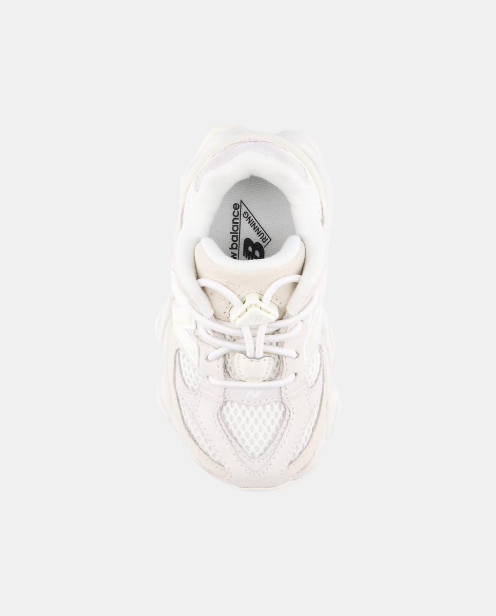 Imagen 3 de Zapatilla casual infantil 9060 con cierre elástico de New Balance - Beige Beige