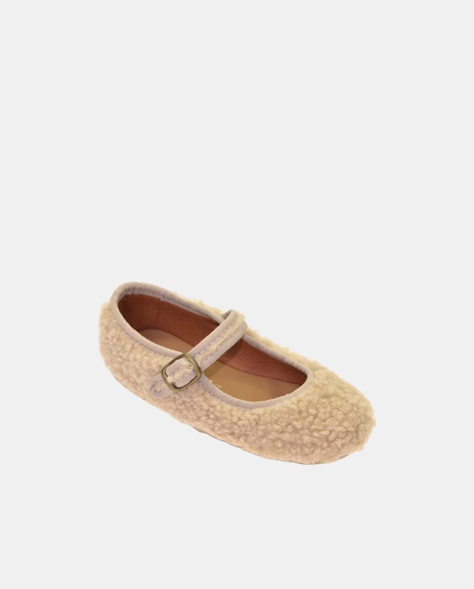 Imagen 0 de Merceditas niña en borreguillo con hebilla Beige