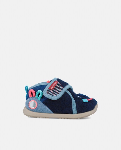 Imagem 0 de Pantufas em Tecido com Velcro