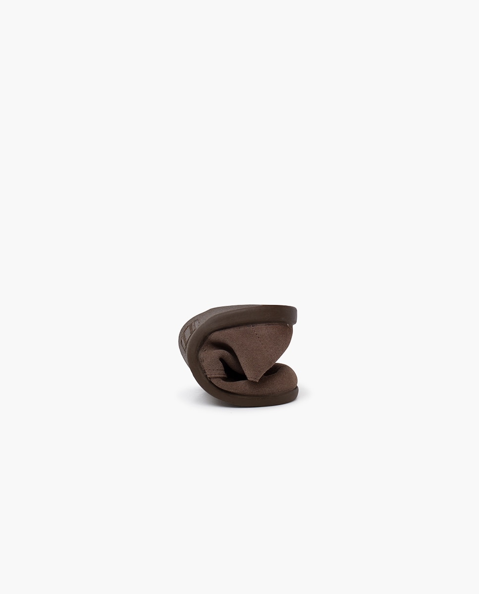 Bluchers em Croute com Atacadores e Sola Fina Pisamonas Taupe-5