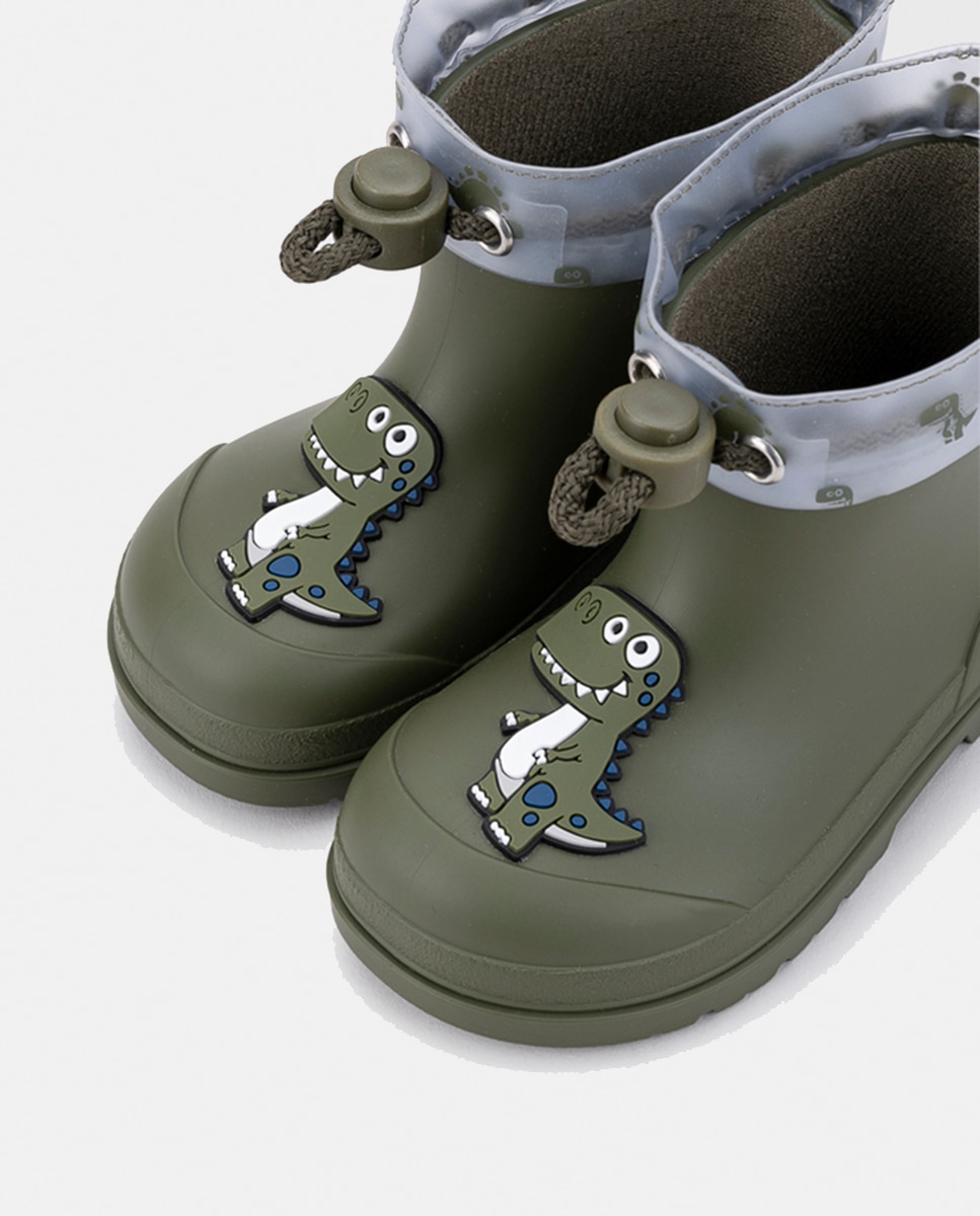 Galochas de Cano Baixo com Detalhe de Dinossauro em Acabamento Mate e Conceito Barefoot Igor Verde-escuro-5