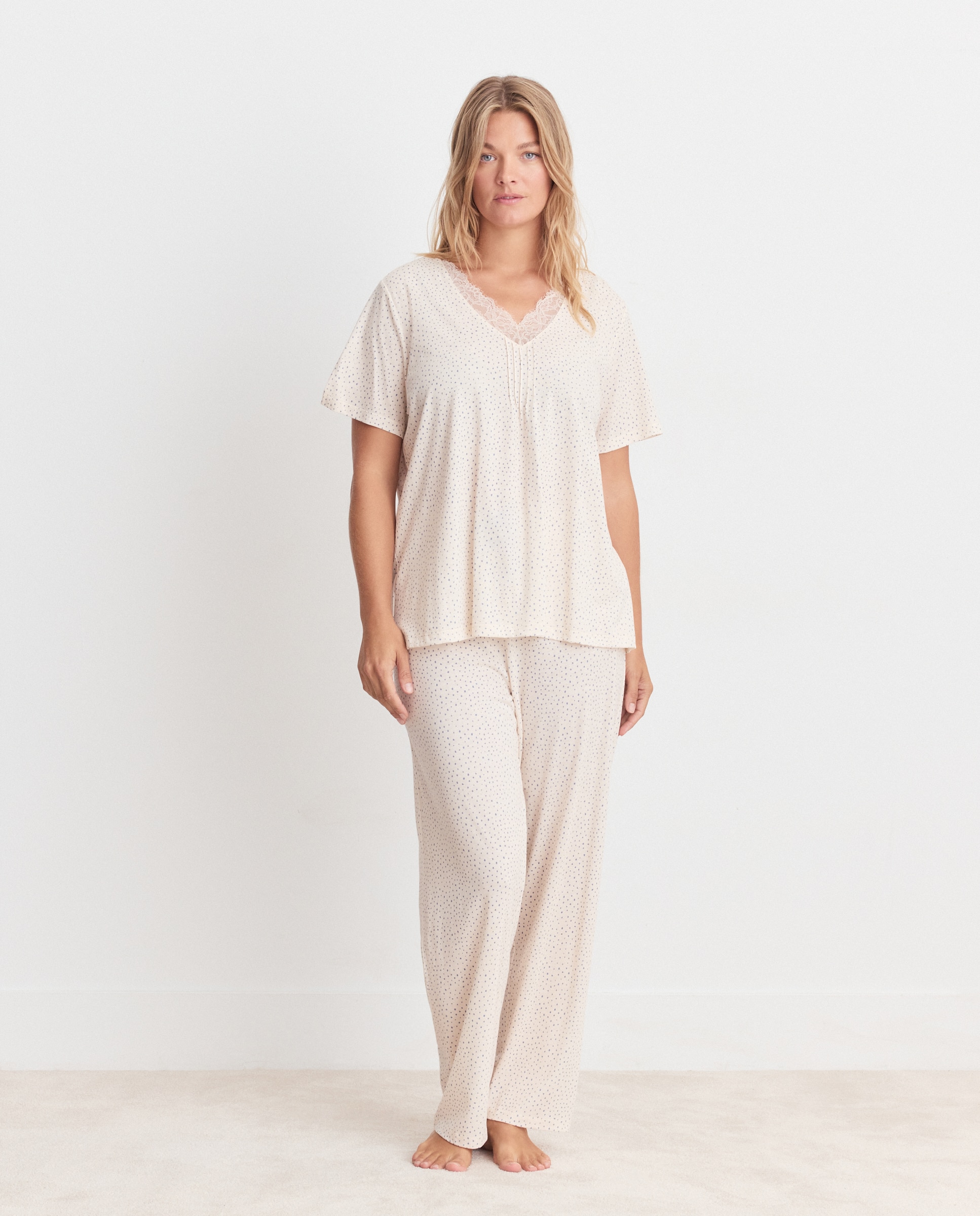 Pijama de Decote em Bico com Detalhes de Renda Azul-2