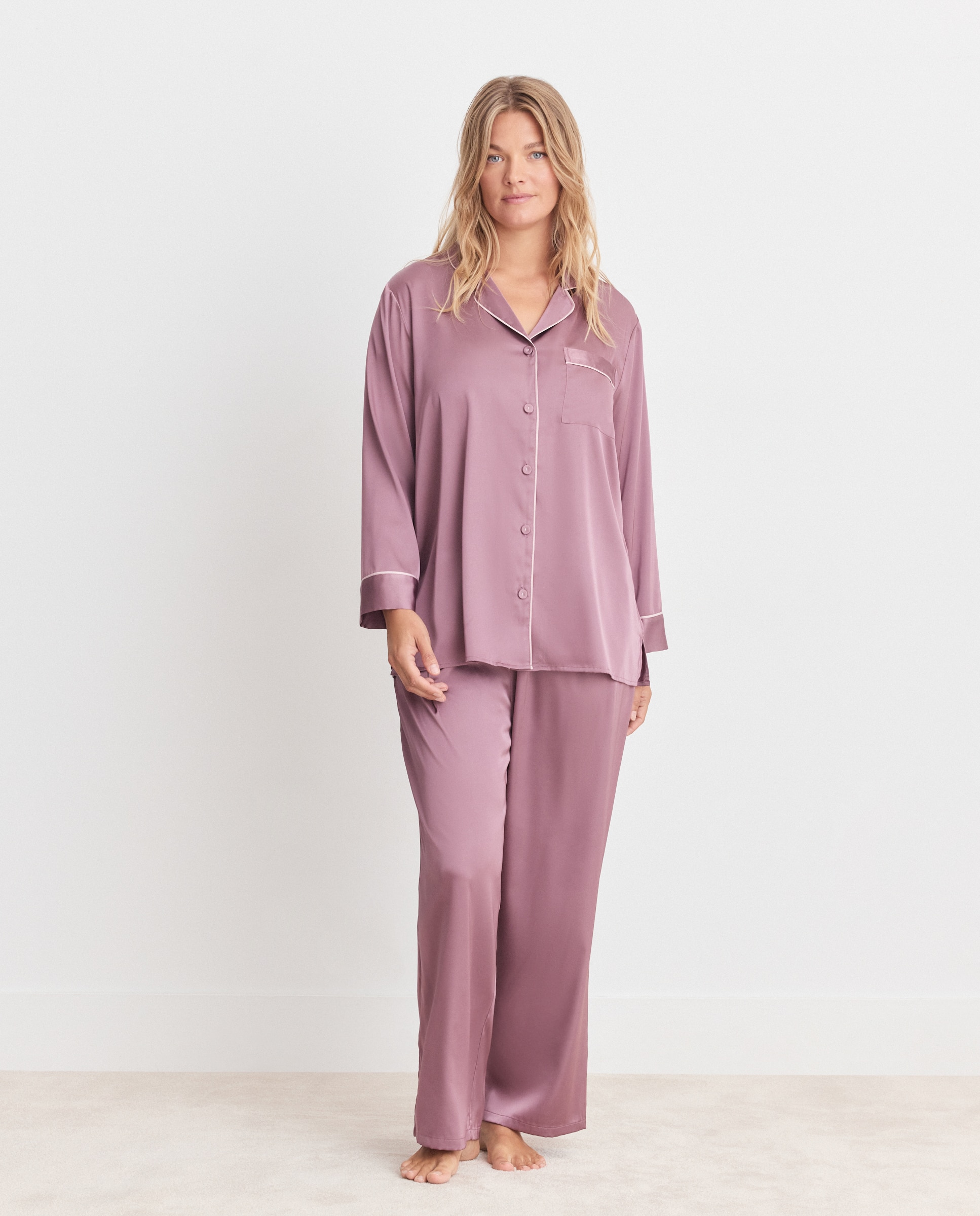 Imagem 0 de Pijama Liso Acetinado