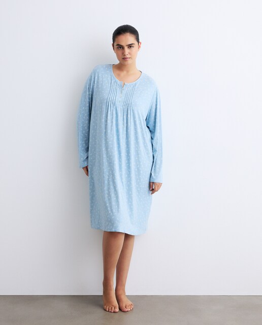 Imagen 0 de Camisón de mujer con detalles en escote