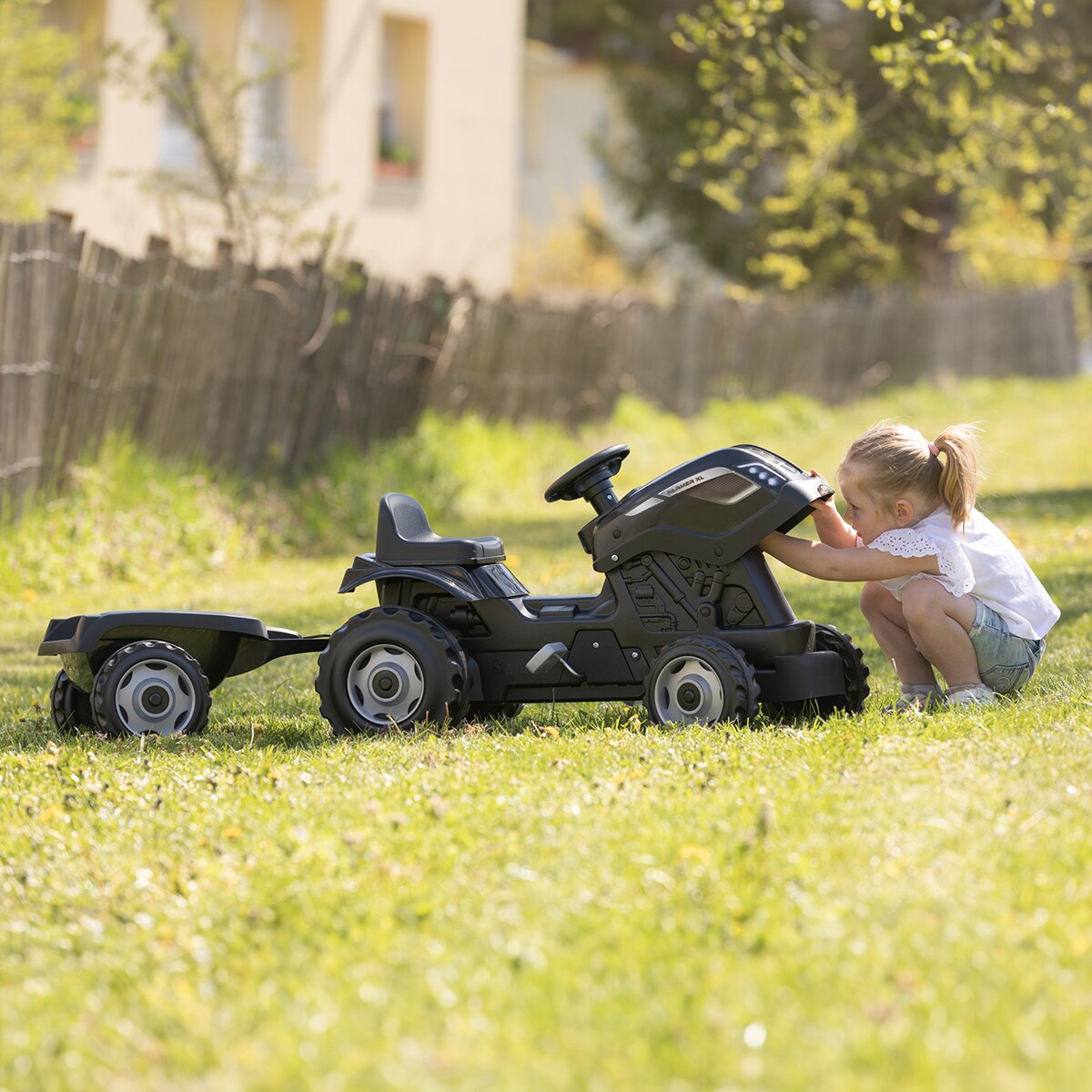 Tractor Farmer XL Negro con Remolque Smoby 5