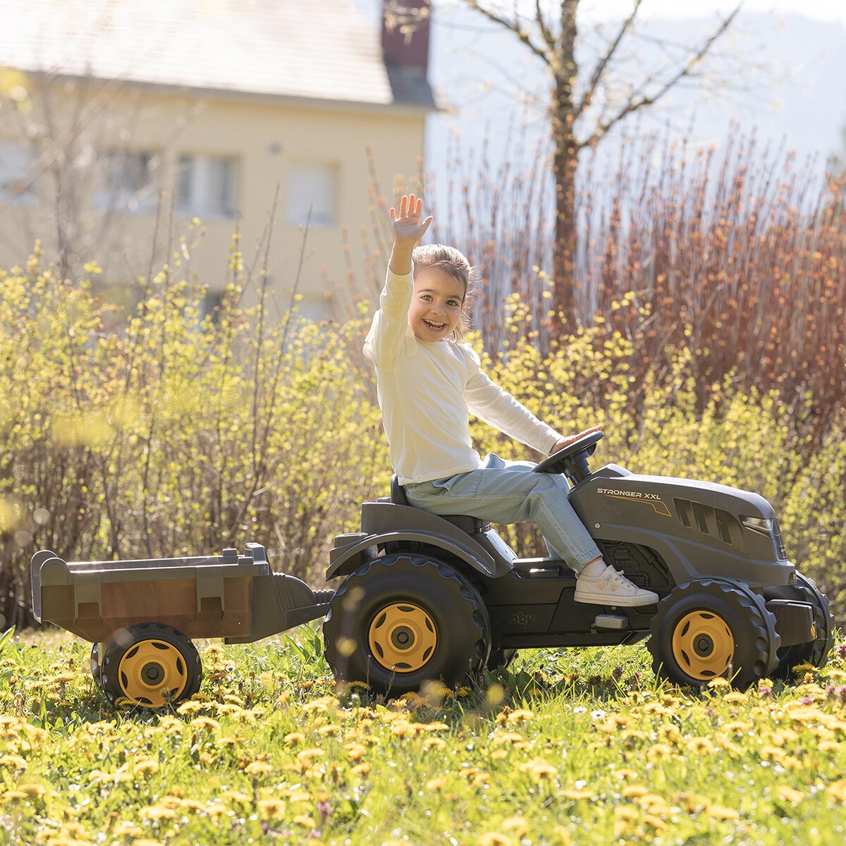 Tractor Stronger XXL con Remolque Smoby 6