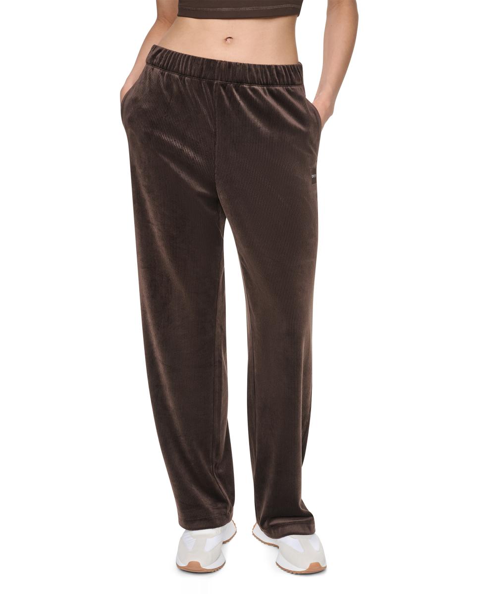 Imagen 0 de Pantalón largo de mujer de terciopelo Marrón oscuro