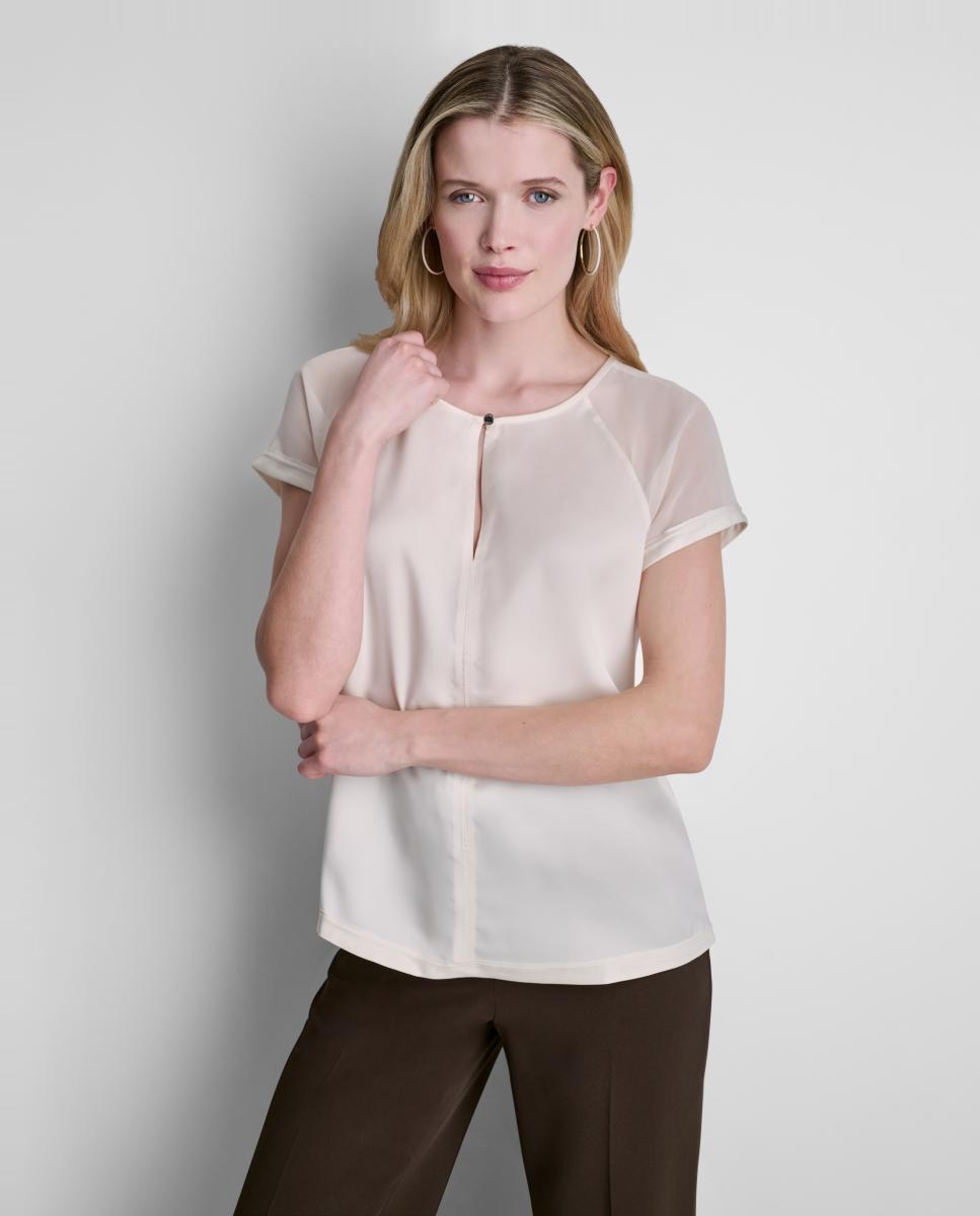 DKNY - Blusa de mujer fluida de manga corta.