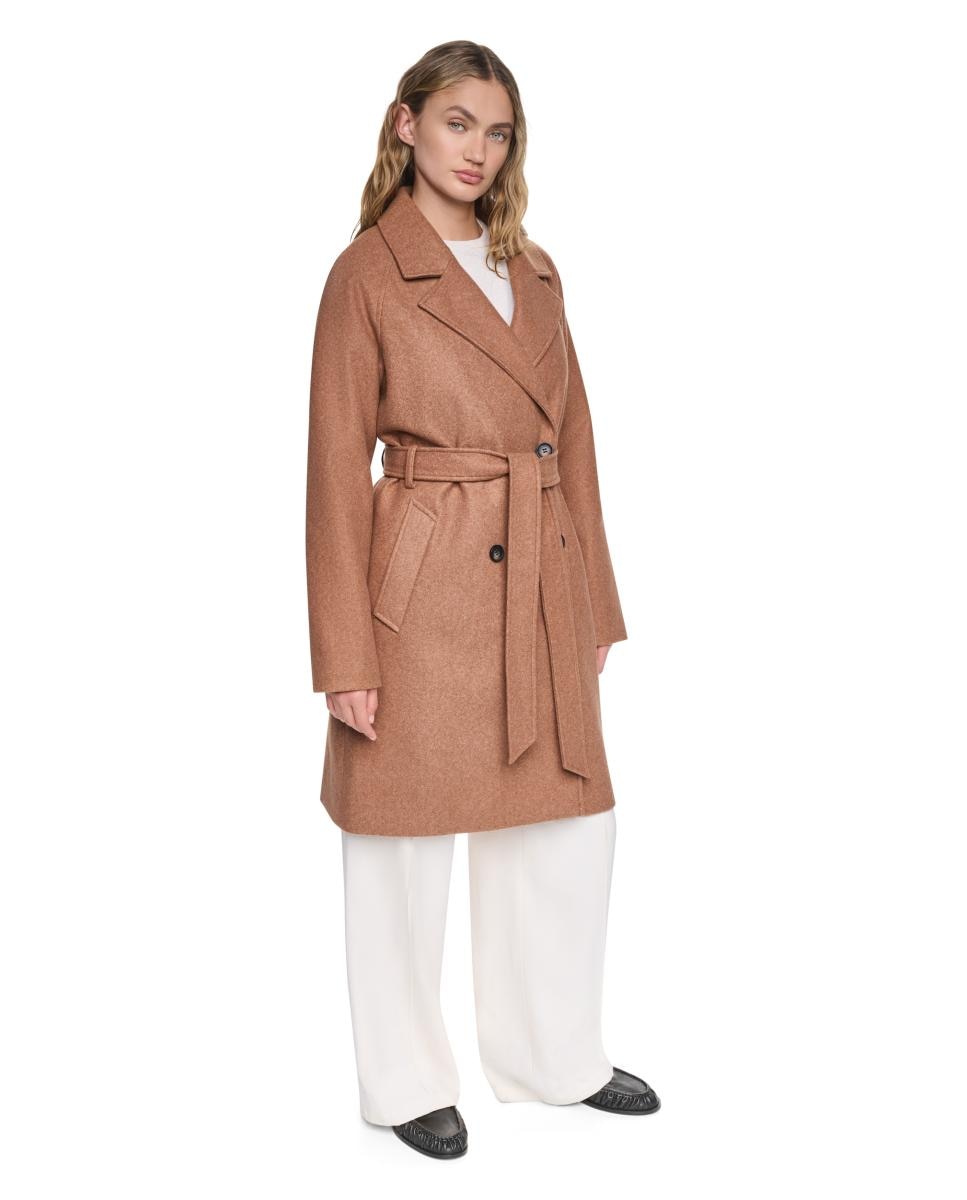 Imagen 1 de Abrigo largo de mujer con botonadura doble Camel
