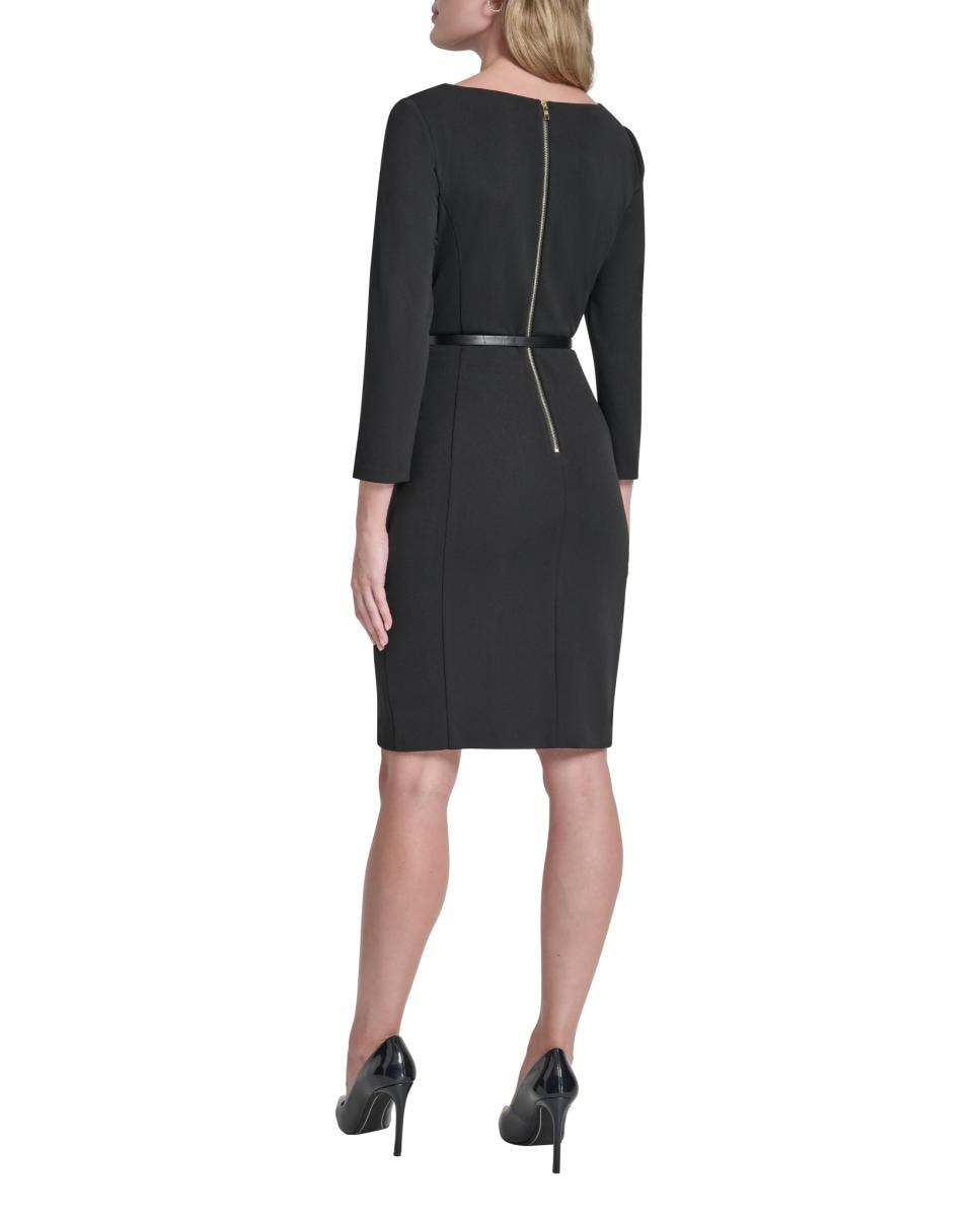 Vestido Mini com Gola Assimétrica Preto-3