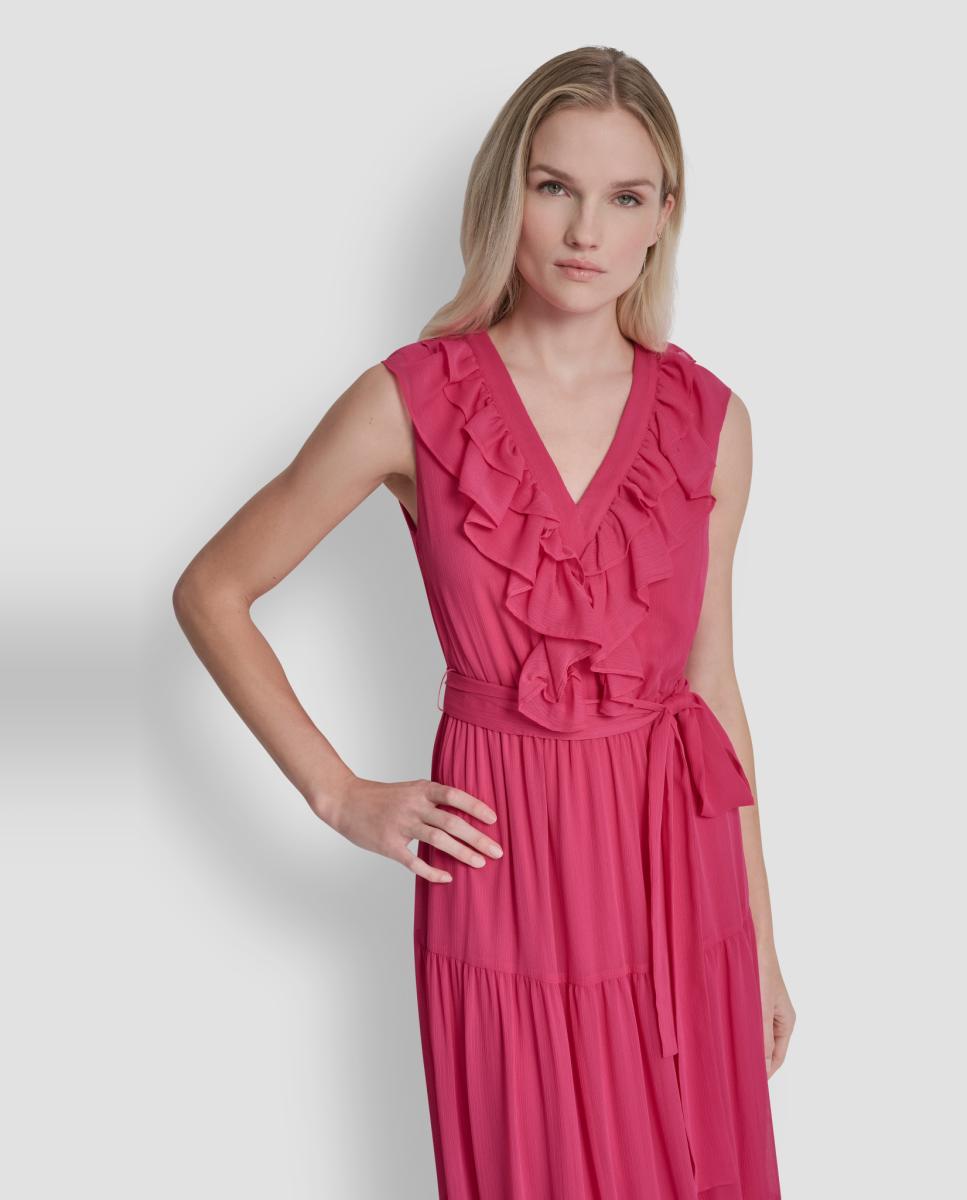 Vestido com Detalhe no Decote Rosa-2