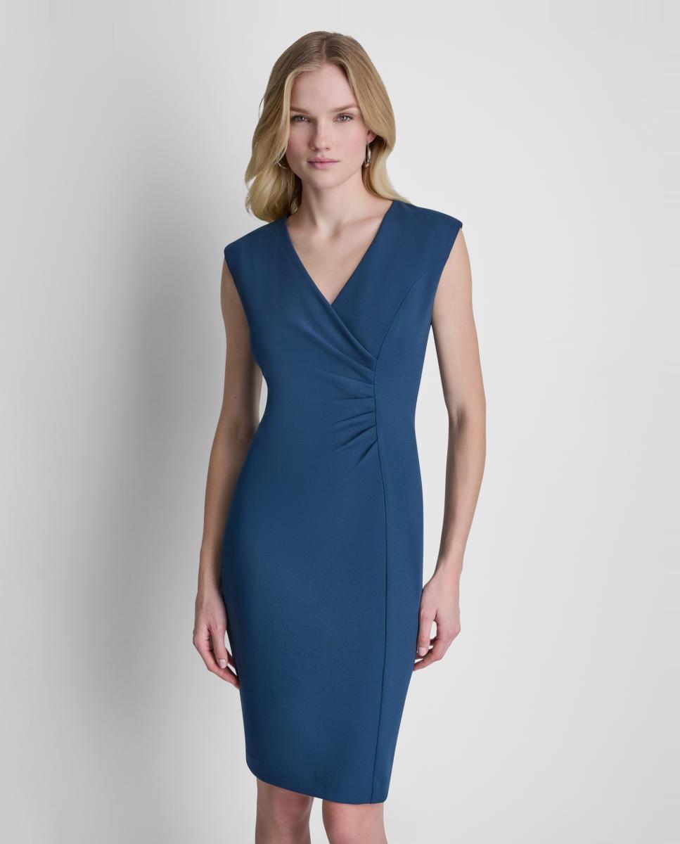 Vestido Curto em Mangas e com Silhueta Cintada Azul-4