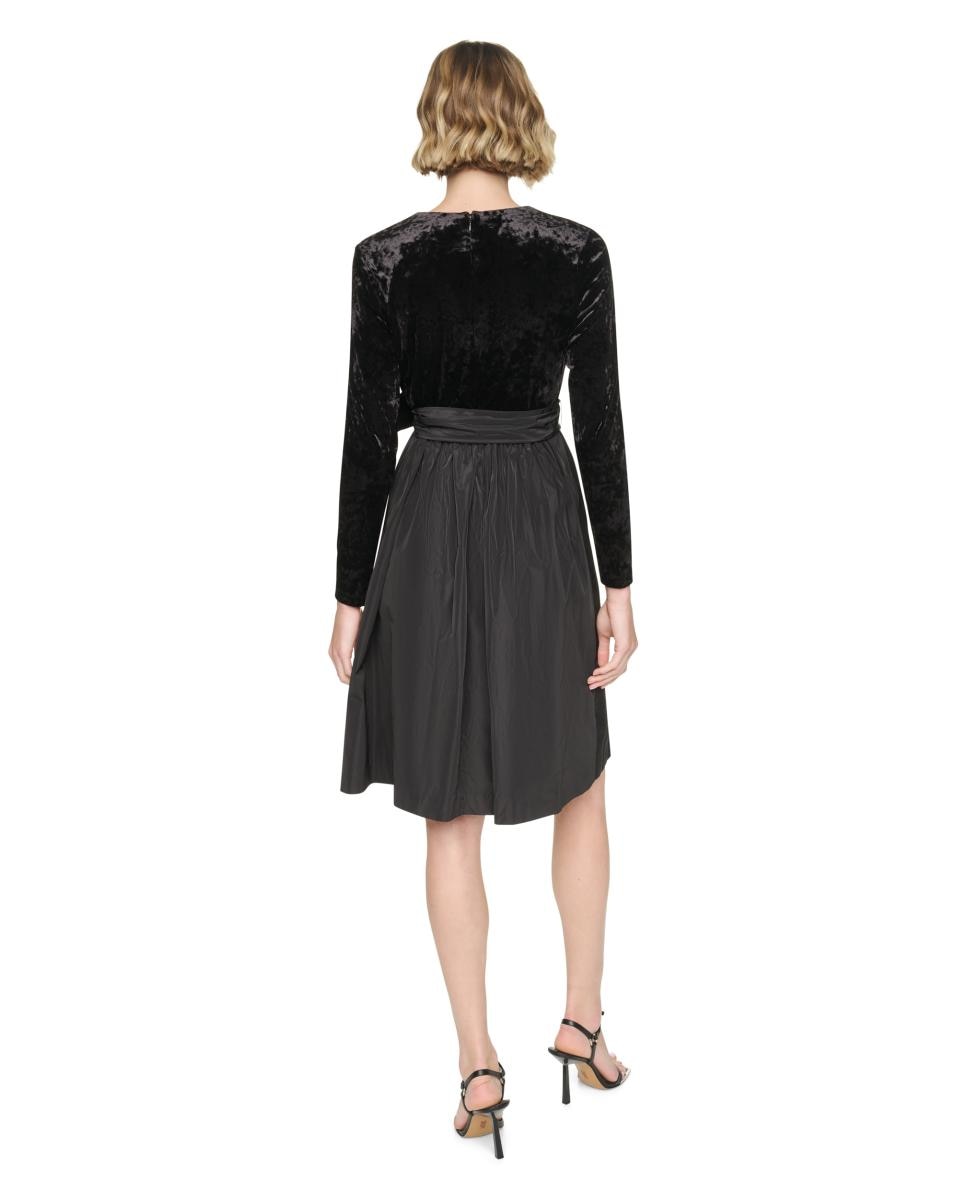Vestido Curto de Manga Comprida com Laço Preto-3