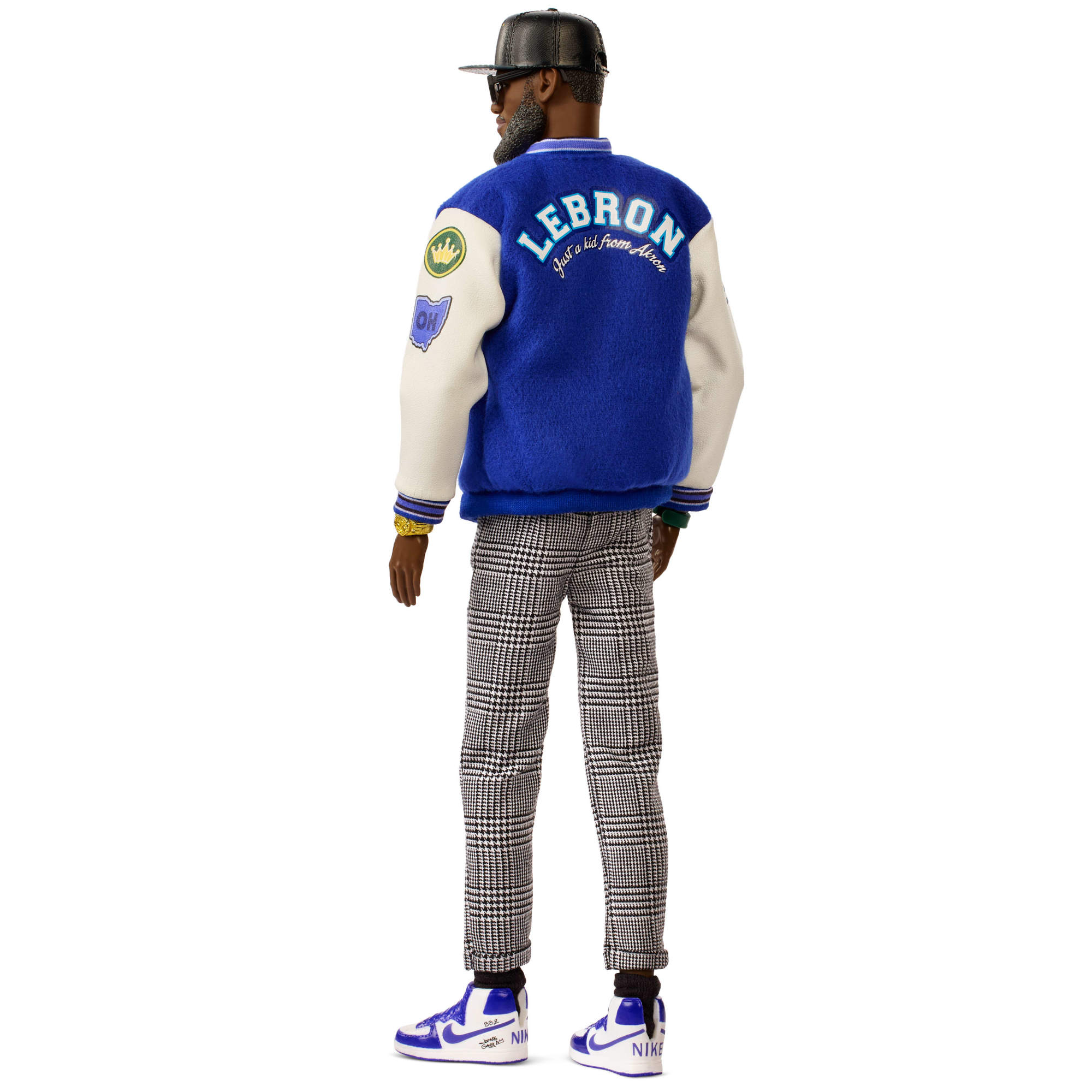 Barbie Signature Kenbassador James Lebron 6