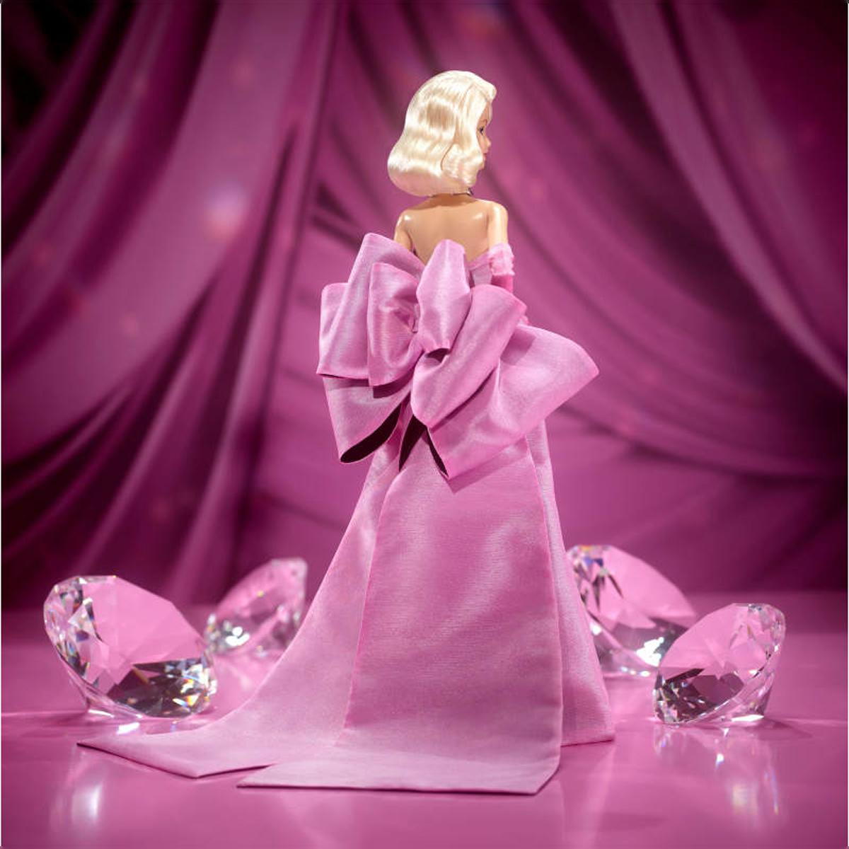 Barbie Signature Marilyn Monroe celebra un icono de la cultura popular con detalles premium 5