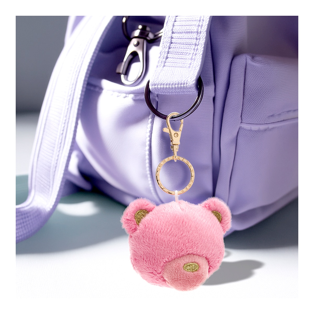 Imagen 7 de Llavero De Peluche Oso Rosa FAO Schwarz