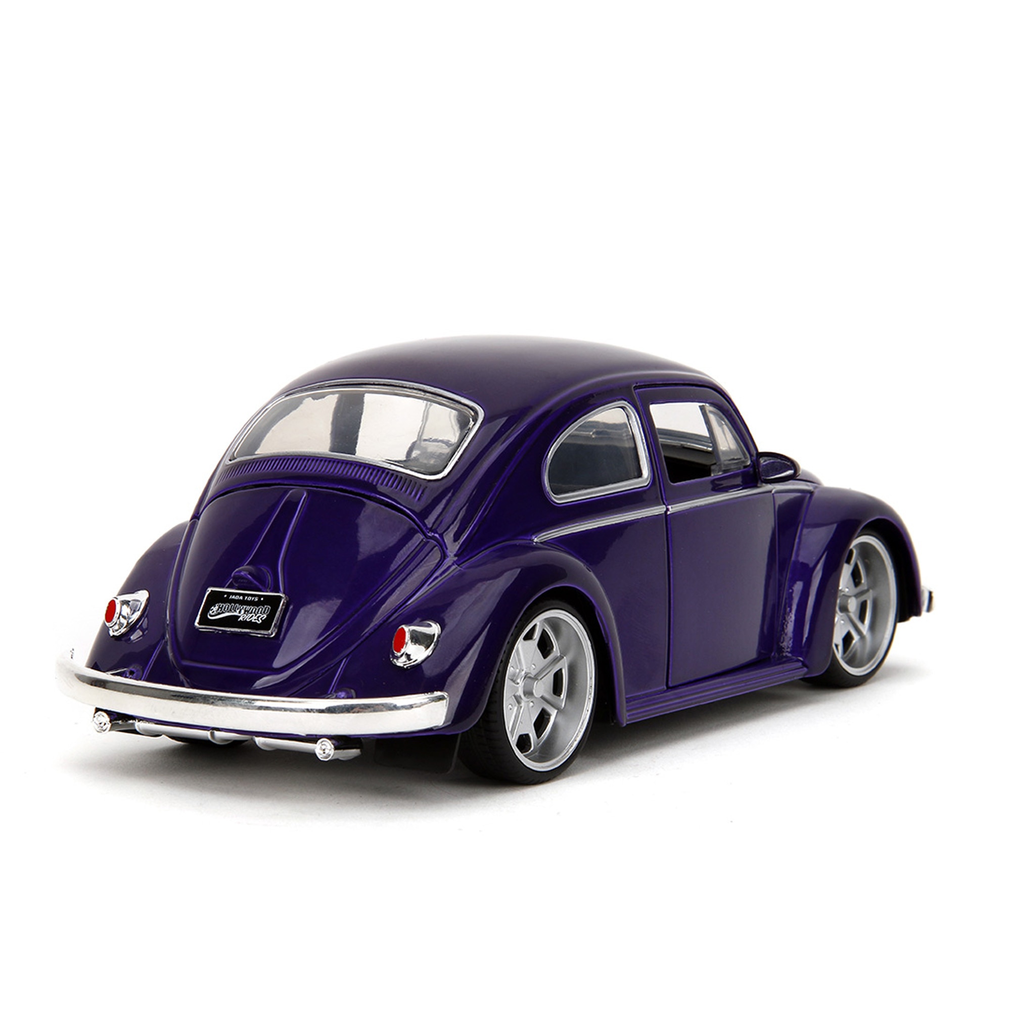 Volkswagen Beetle modelo 1972 con figura Miércoles Jada · Jada