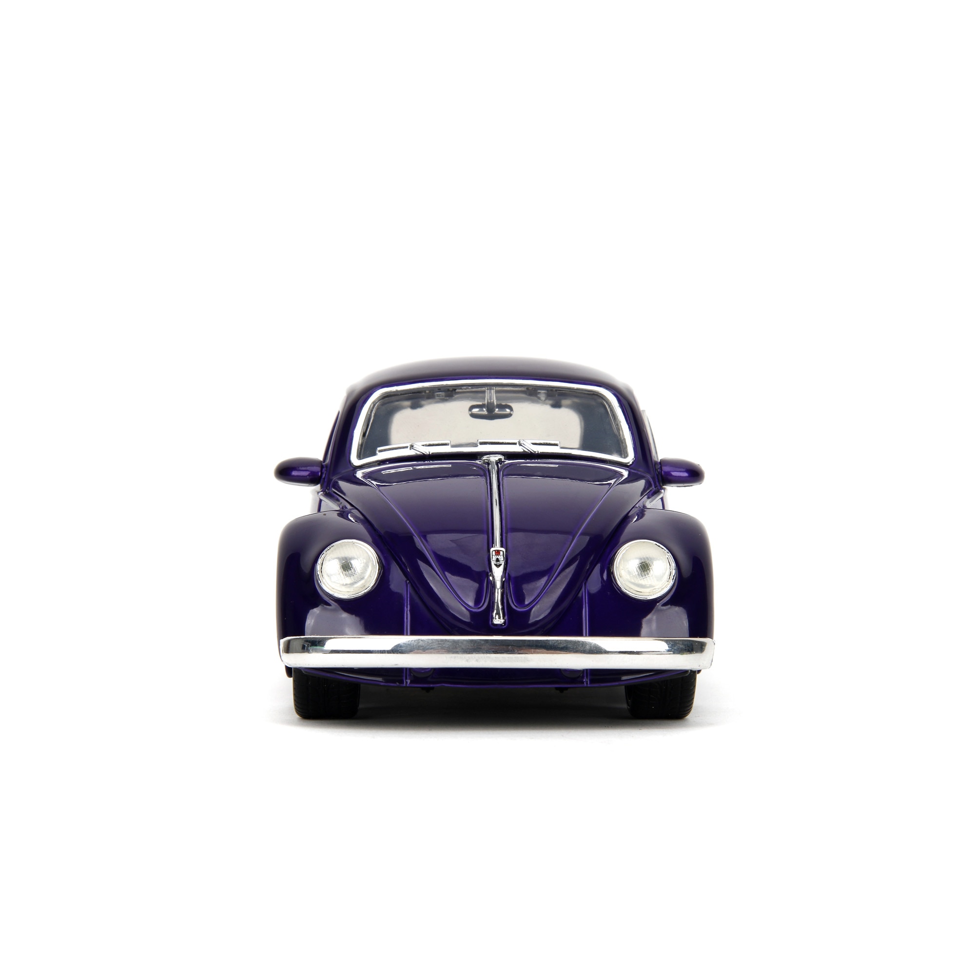 Volkswagen Beetle modelo 1972 con figura Miércoles Jada 6