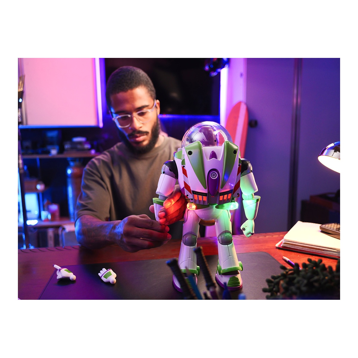 Robot Buzz Lightyear Versión Española Toy Story Robosen modelos surtidos 5