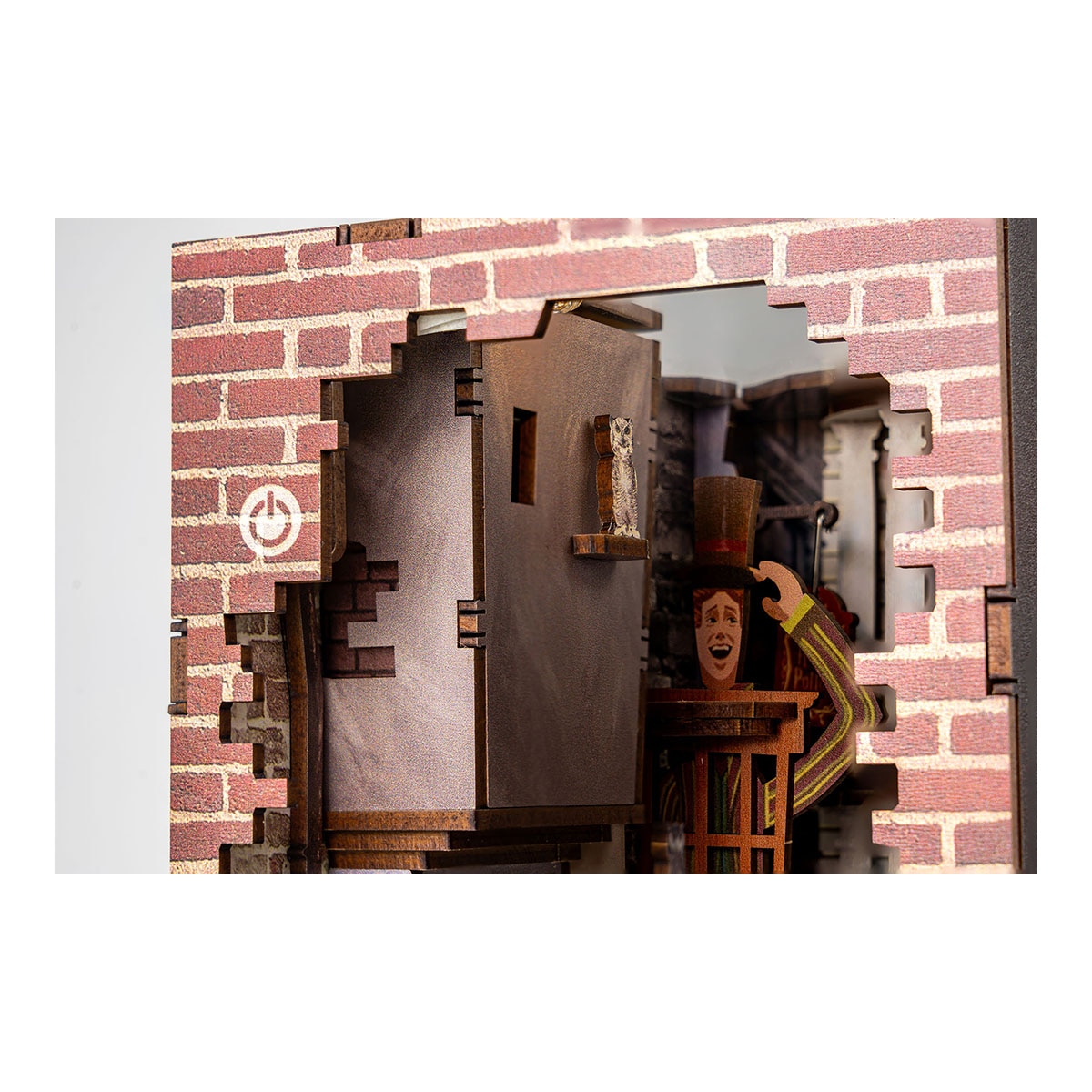 Sujeta libros con luz para montar Diagon Alley Harry Potter Revell 12