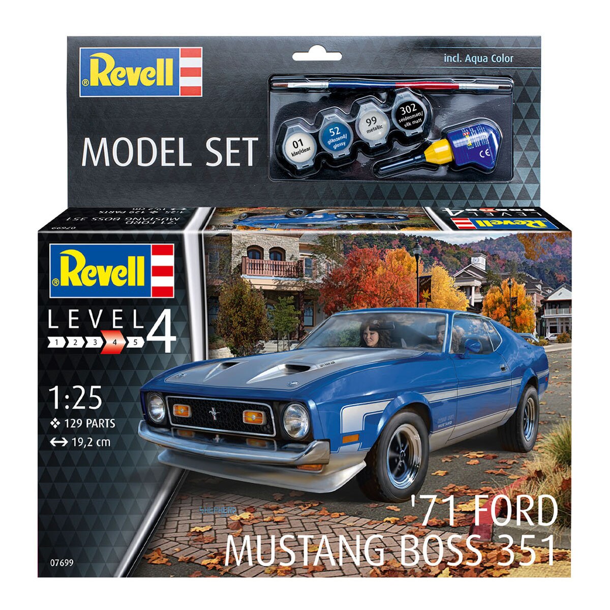 Revell – Maqueta Ford Mustang Boss 351 con accesorios básicos Revell.