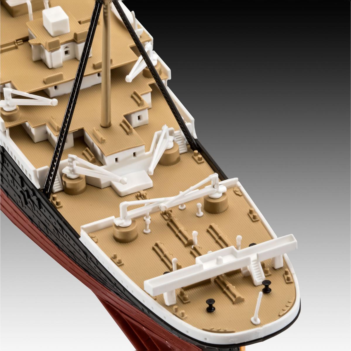 Imagen 4 de Maqueta de montaje a presión Sistema Click System prepintada escala 1:600 con 156 piezas,adhesivos y peana R.M.S.Titanic Revell