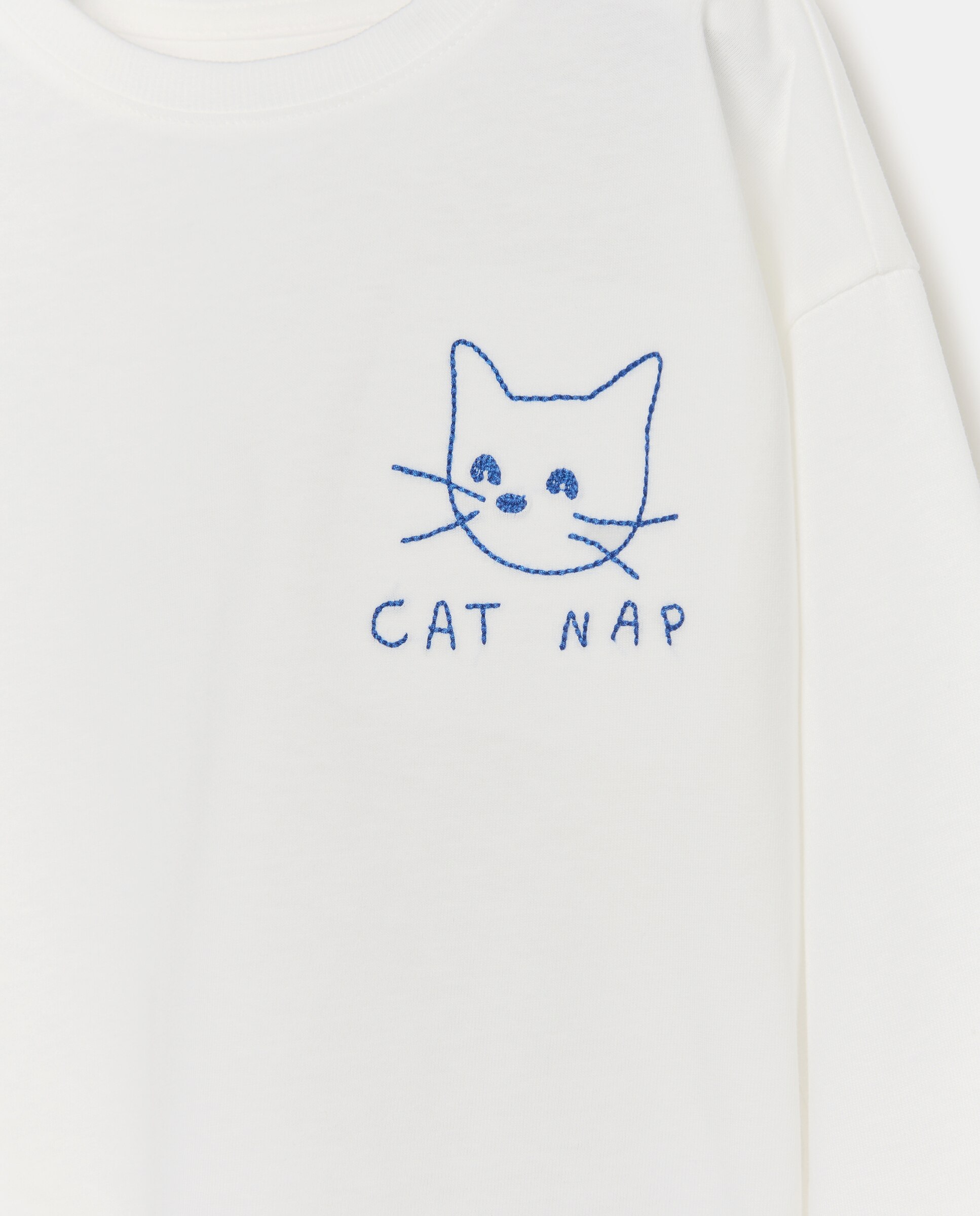 Imagen 6 de Camiseta manga larga lisa con pequeño bordado en pecho lateral gato de niña - Kids El Corte Inglés - Blanco roto Blanco roto