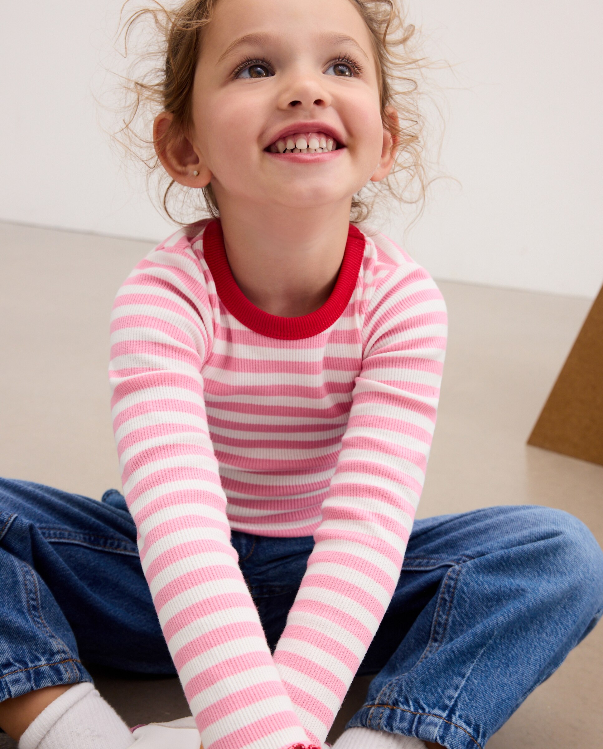 Camiseta manga larga rib rayas con vivo y overlock a contraste de niña - Kids El Corte Inglés - Rosa Rosa-2