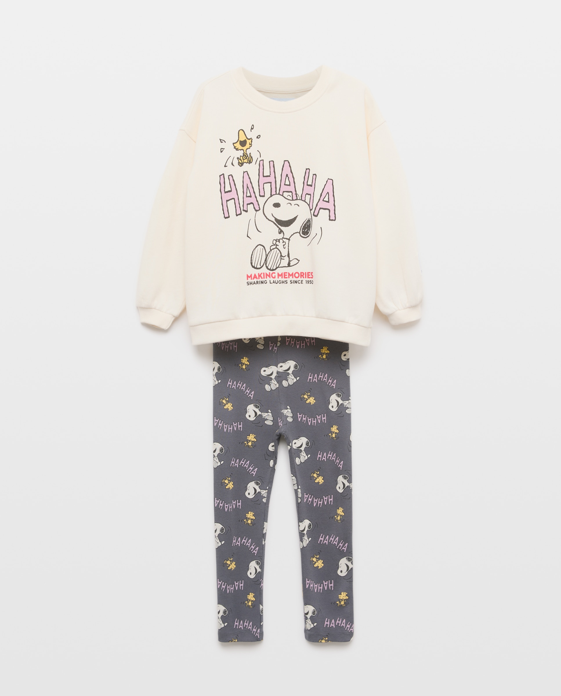 Conjunto com Estampado Snoopy: Sweatshirt com Estampado Posicional e Leggings Estampadas Multicolor-4